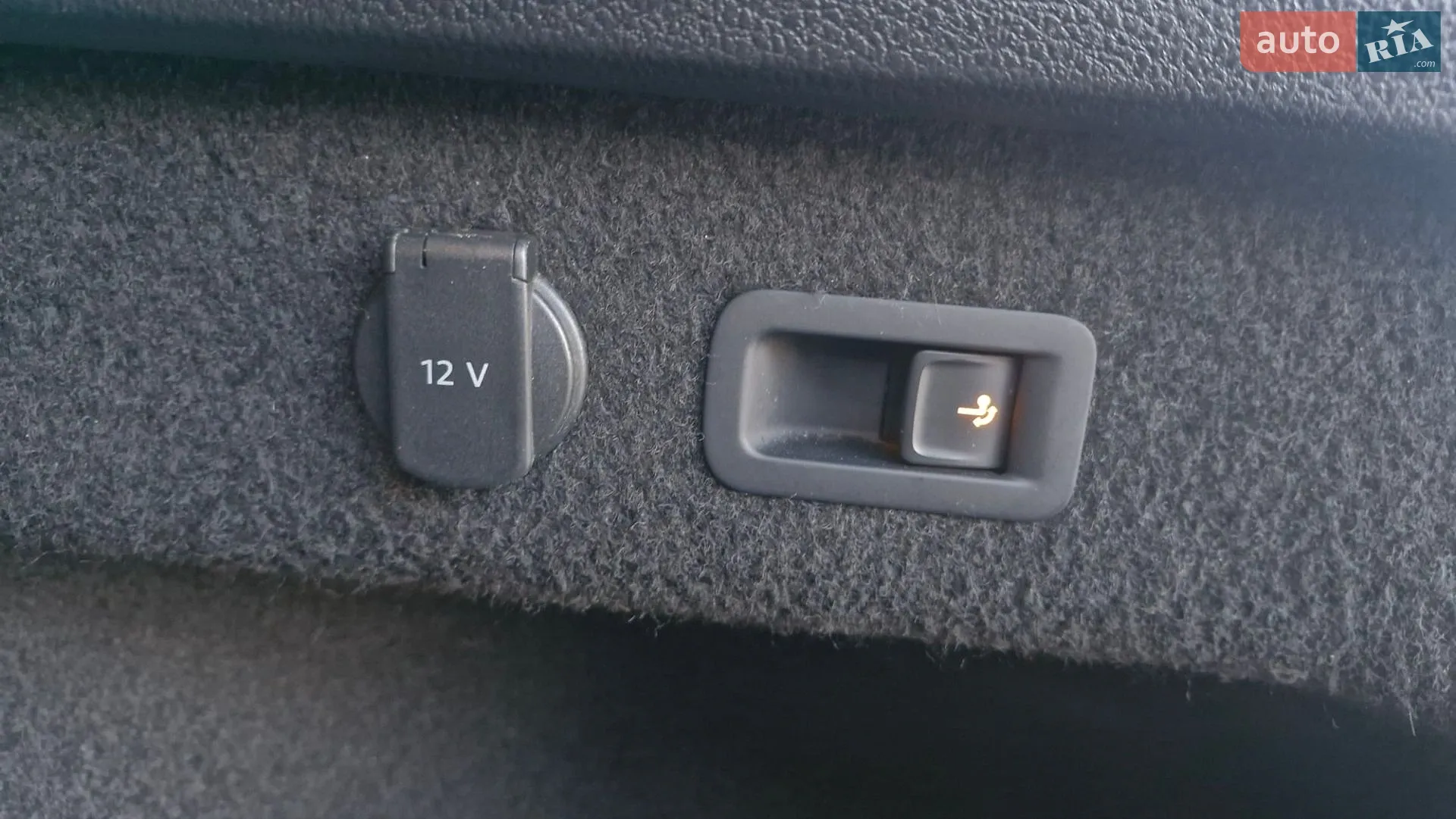 2015 Volkswagen Passat - мініатюра 42