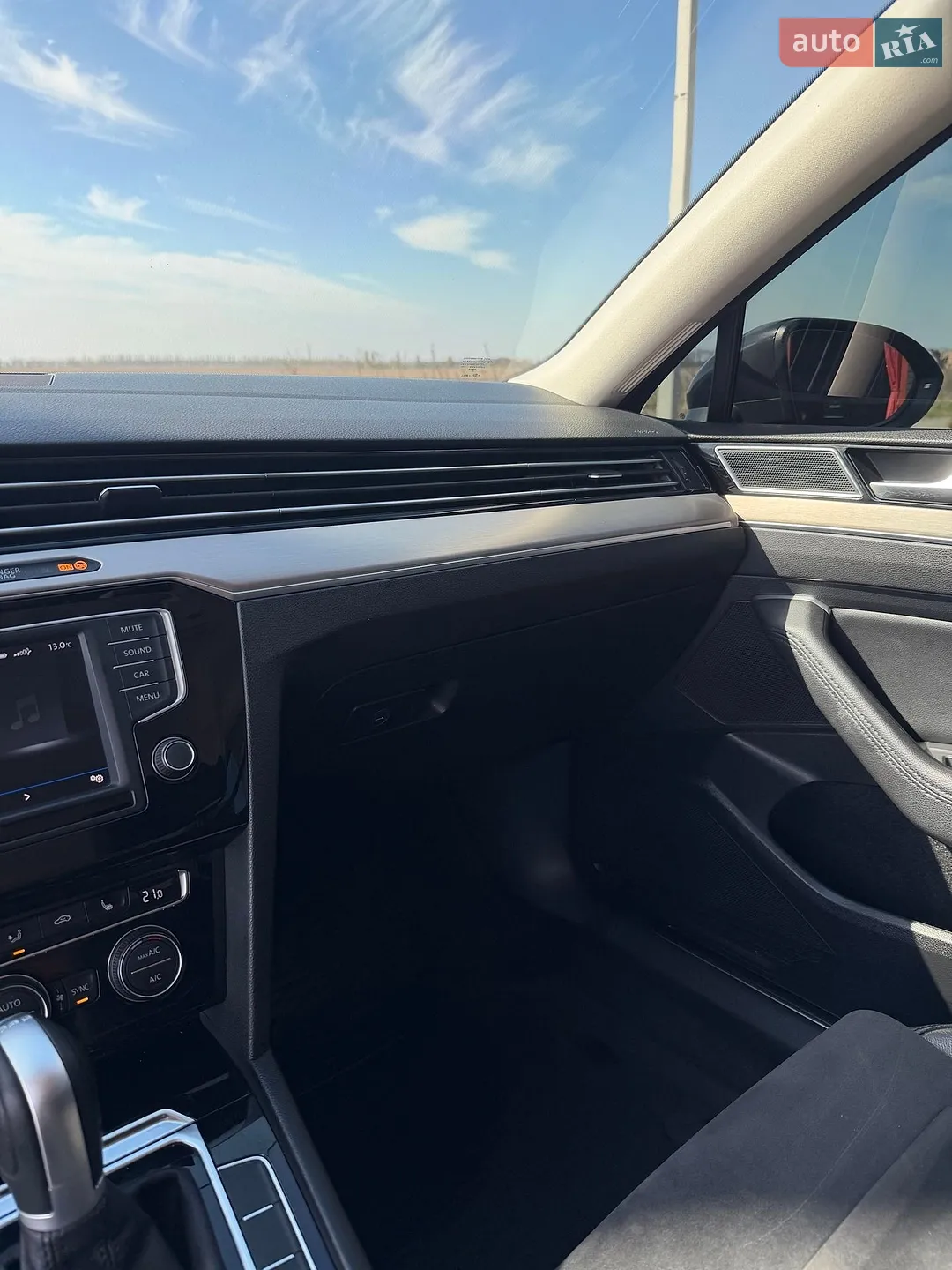 2017 Volkswagen Passat - мініатюра 27