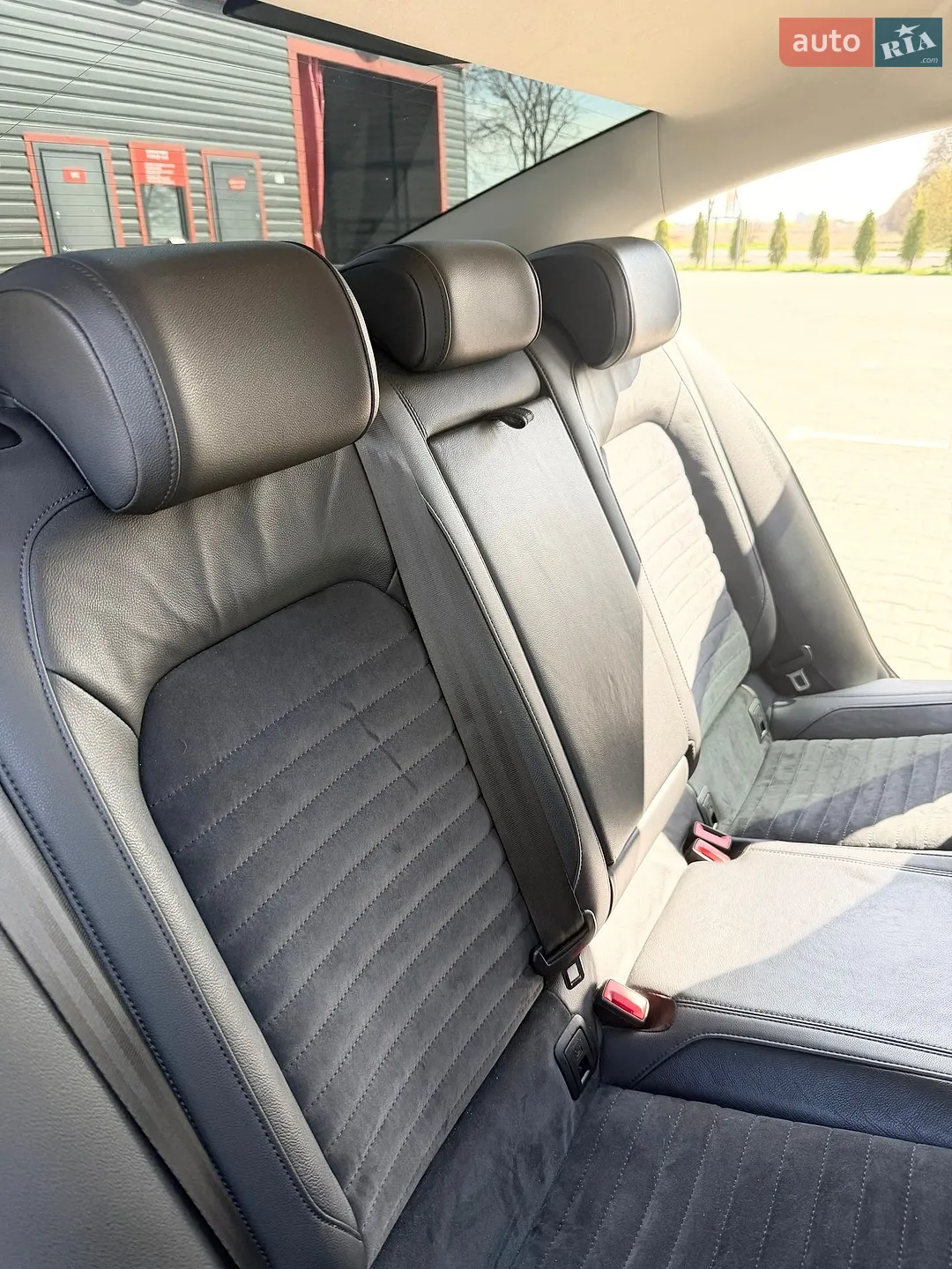 2017 Volkswagen Passat - мініатюра 42