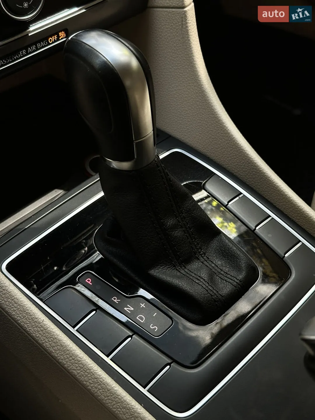 2018 Volkswagen Passat - мініатюра 24