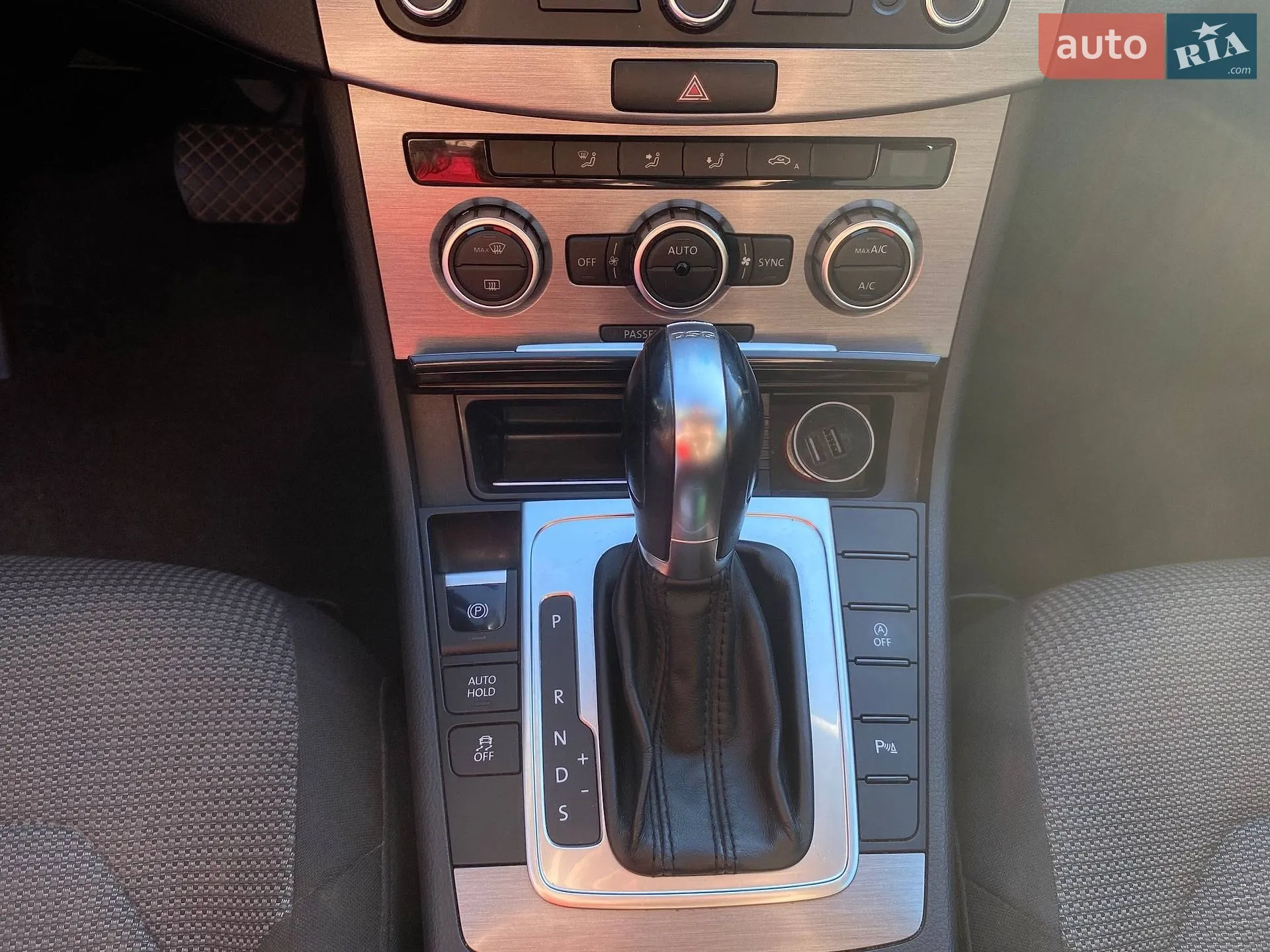 2014 Volkswagen Passat - мініатюра 16