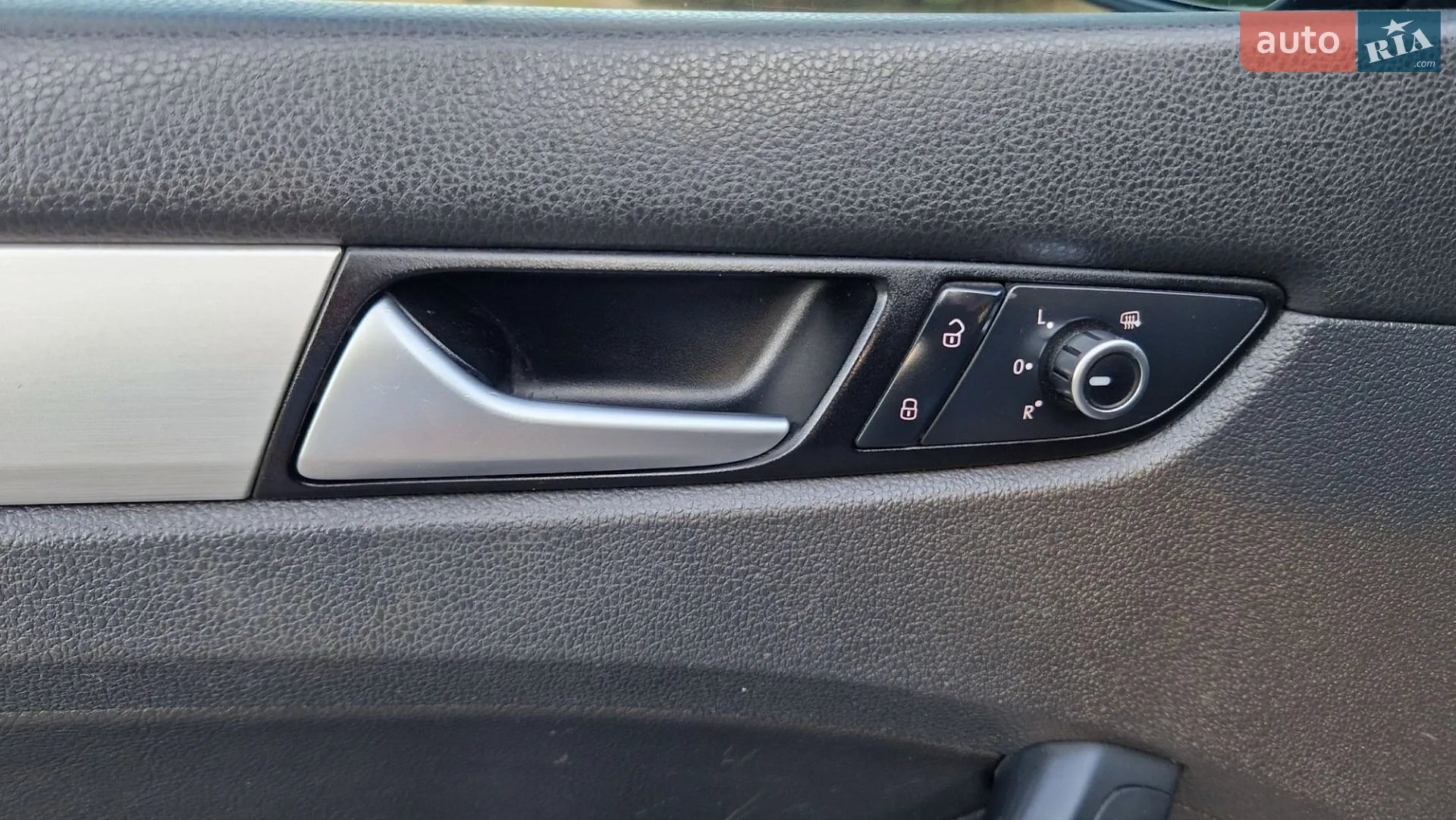 2012 Volkswagen Passat - мініатюра 13
