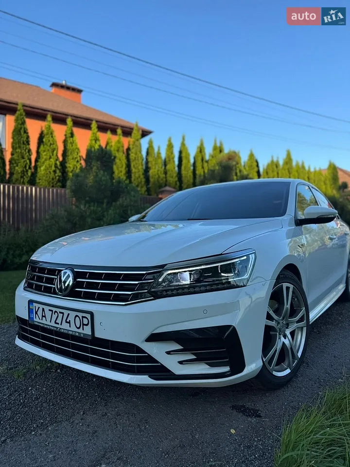 2017 Volkswagen Passat - мініатюра 16