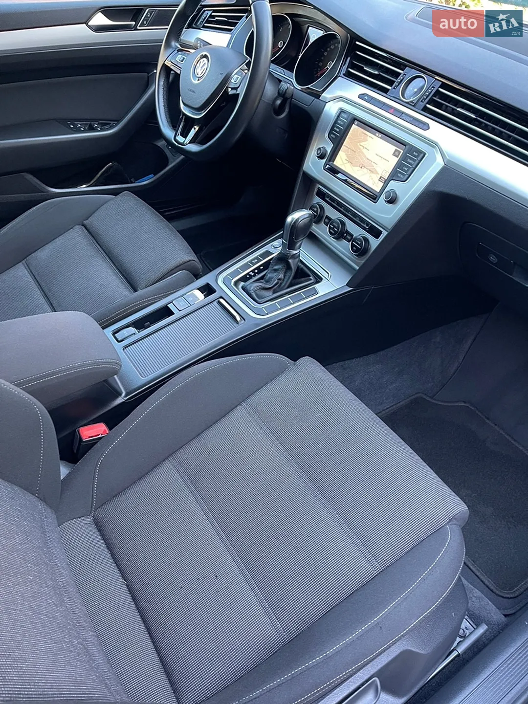 2017 Volkswagen Passat - мініатюра 14