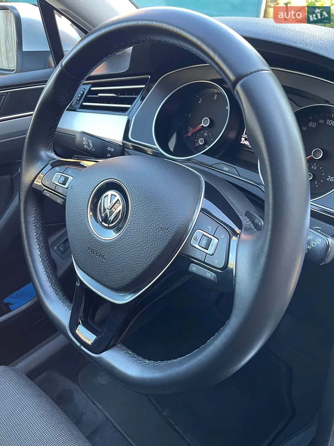 2017 Volkswagen Passat - мініатюра 21
