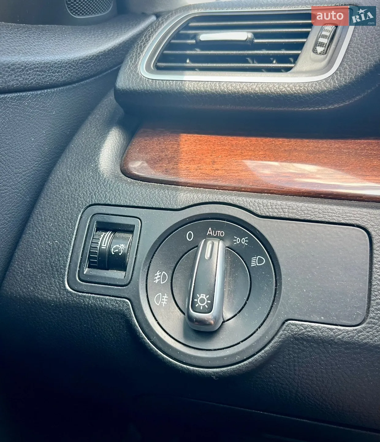 2014 Volkswagen Passat - мініатюра 17