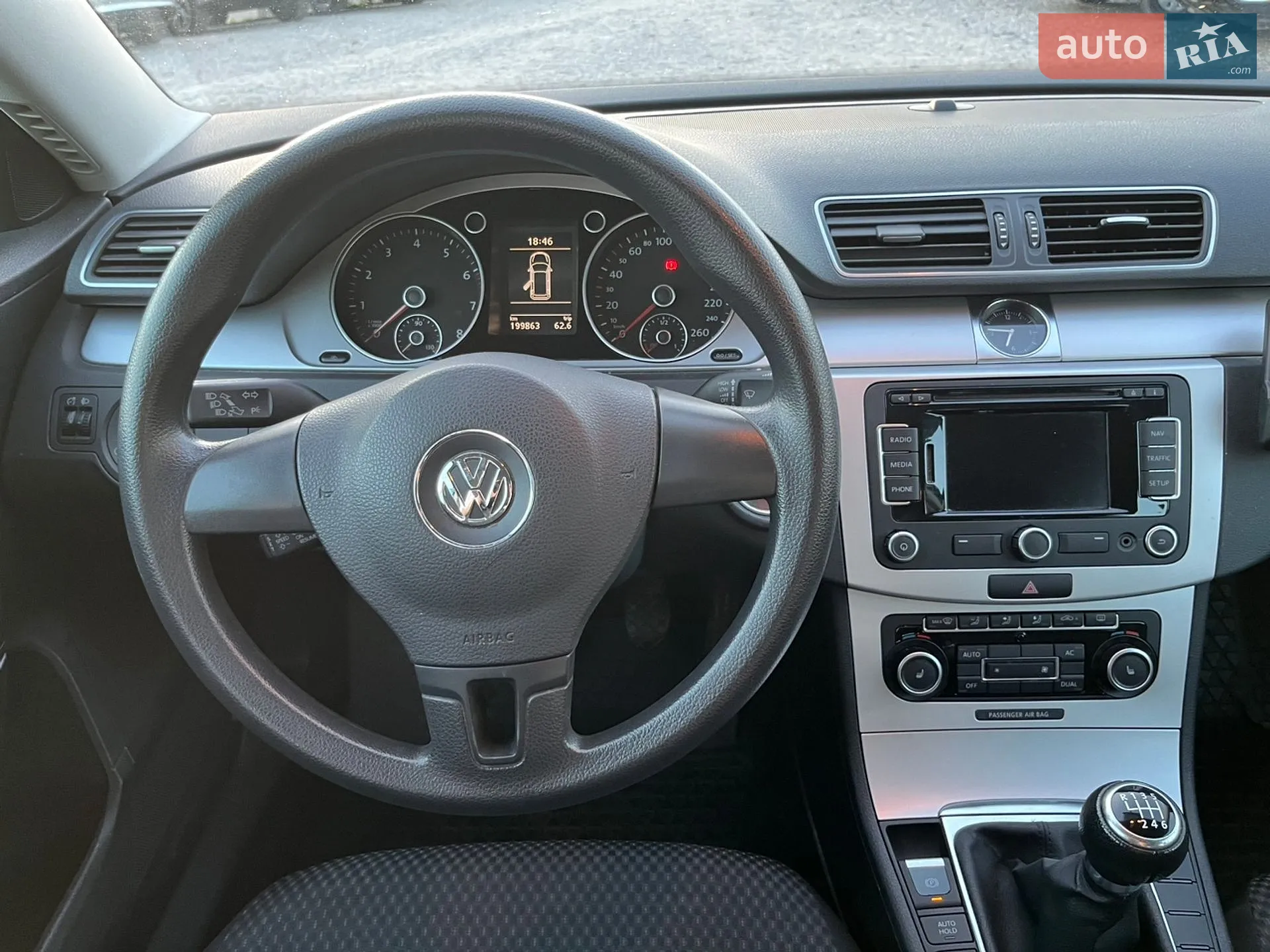 2010 Volkswagen Passat - мініатюра 11
