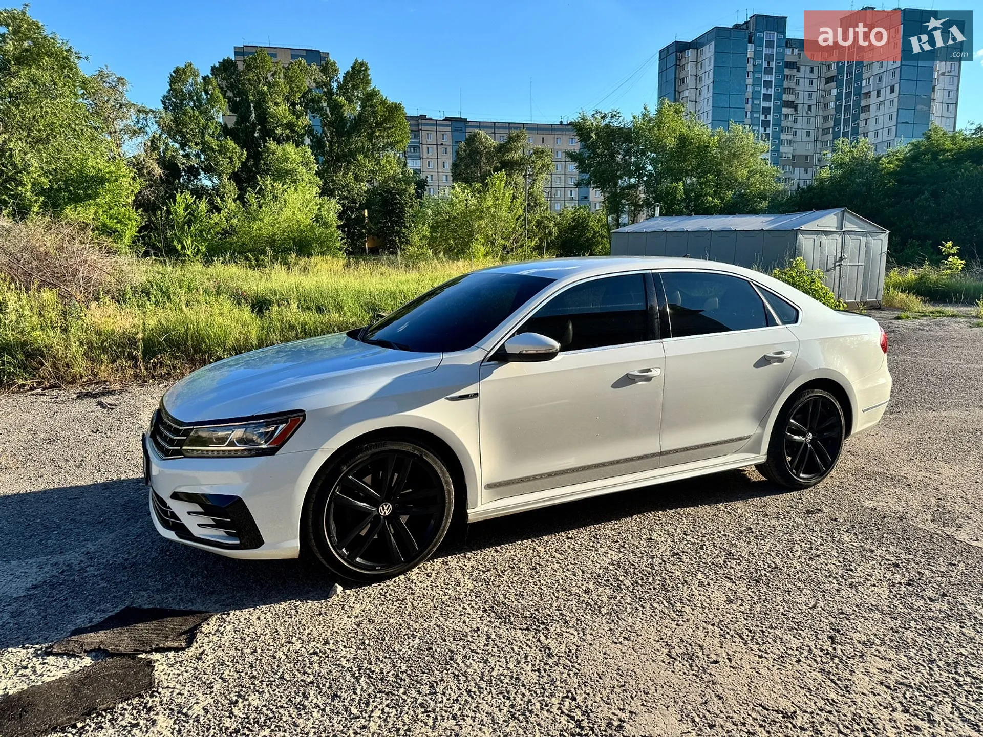 2017 Volkswagen Passat - мініатюра 3