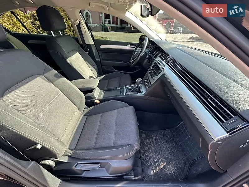 Volkswagen Passat 2015 VIN WVWZZZ3CZGE017909 фото оголошення 21 з 80