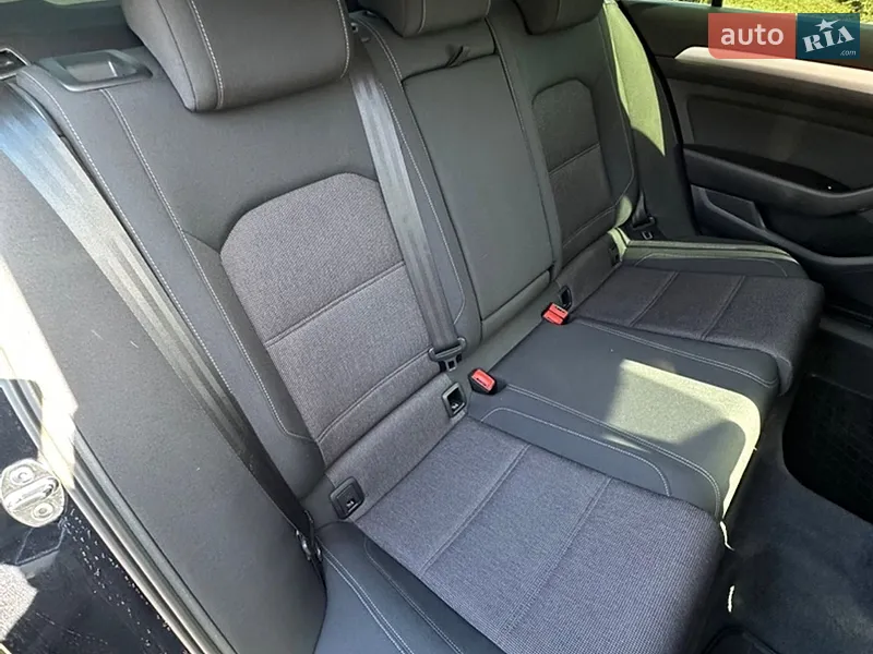 Volkswagen Passat 2015 VIN WVWZZZ3CZGE017909 фото оголошення 24 з 80