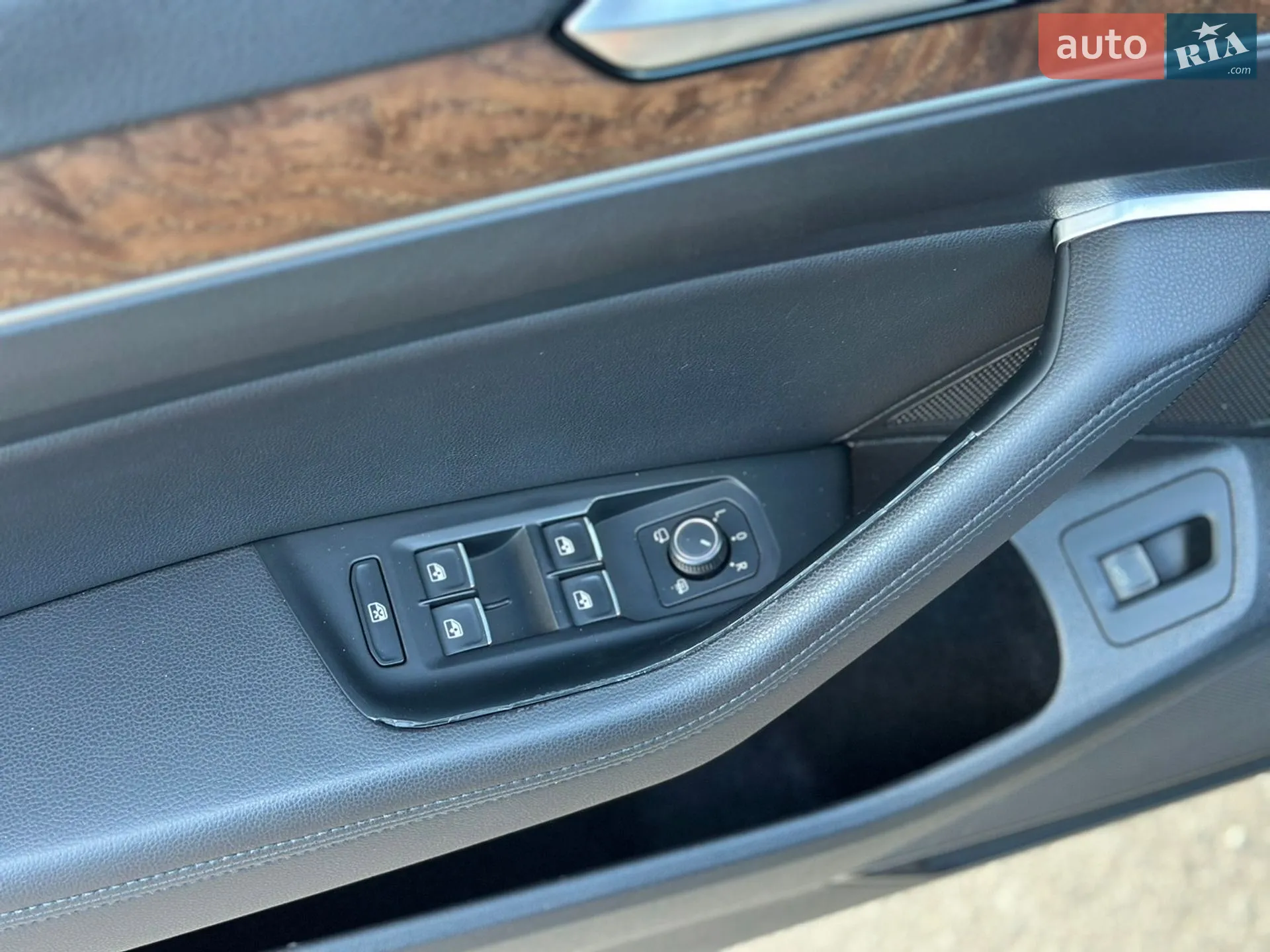 2017 Volkswagen Passat - мініатюра 27