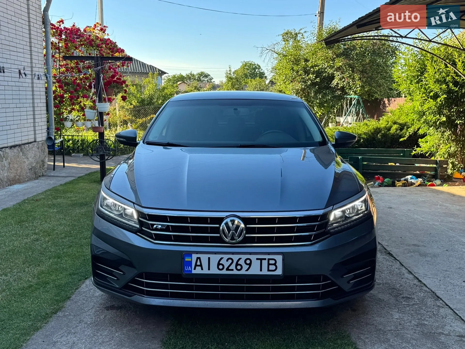 2016 Volkswagen Passat - мініатюра 2