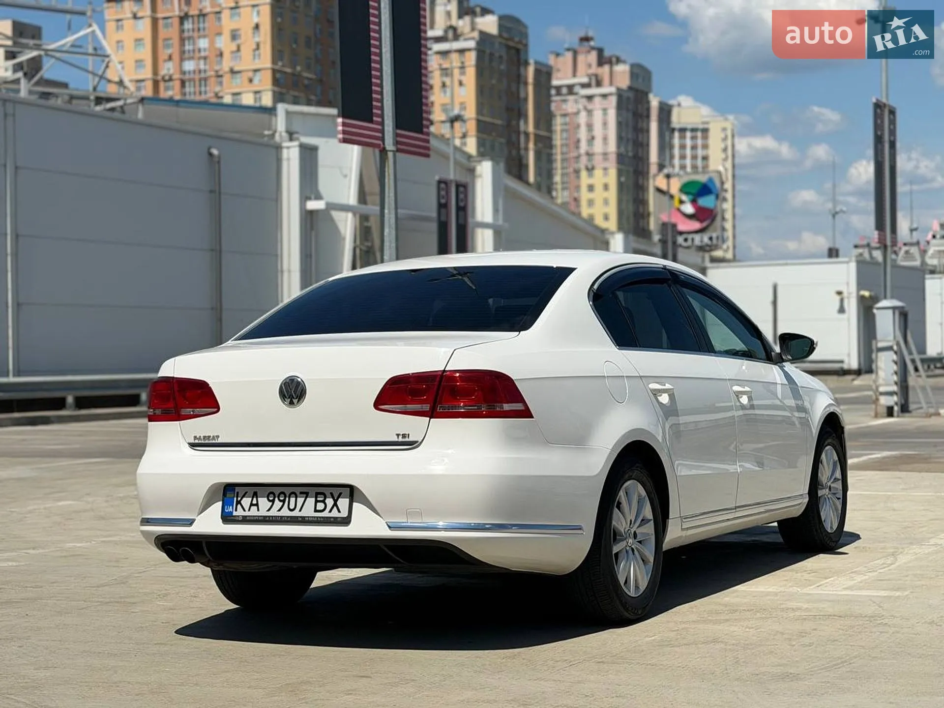 2013 Volkswagen Passat - мініатюра 5