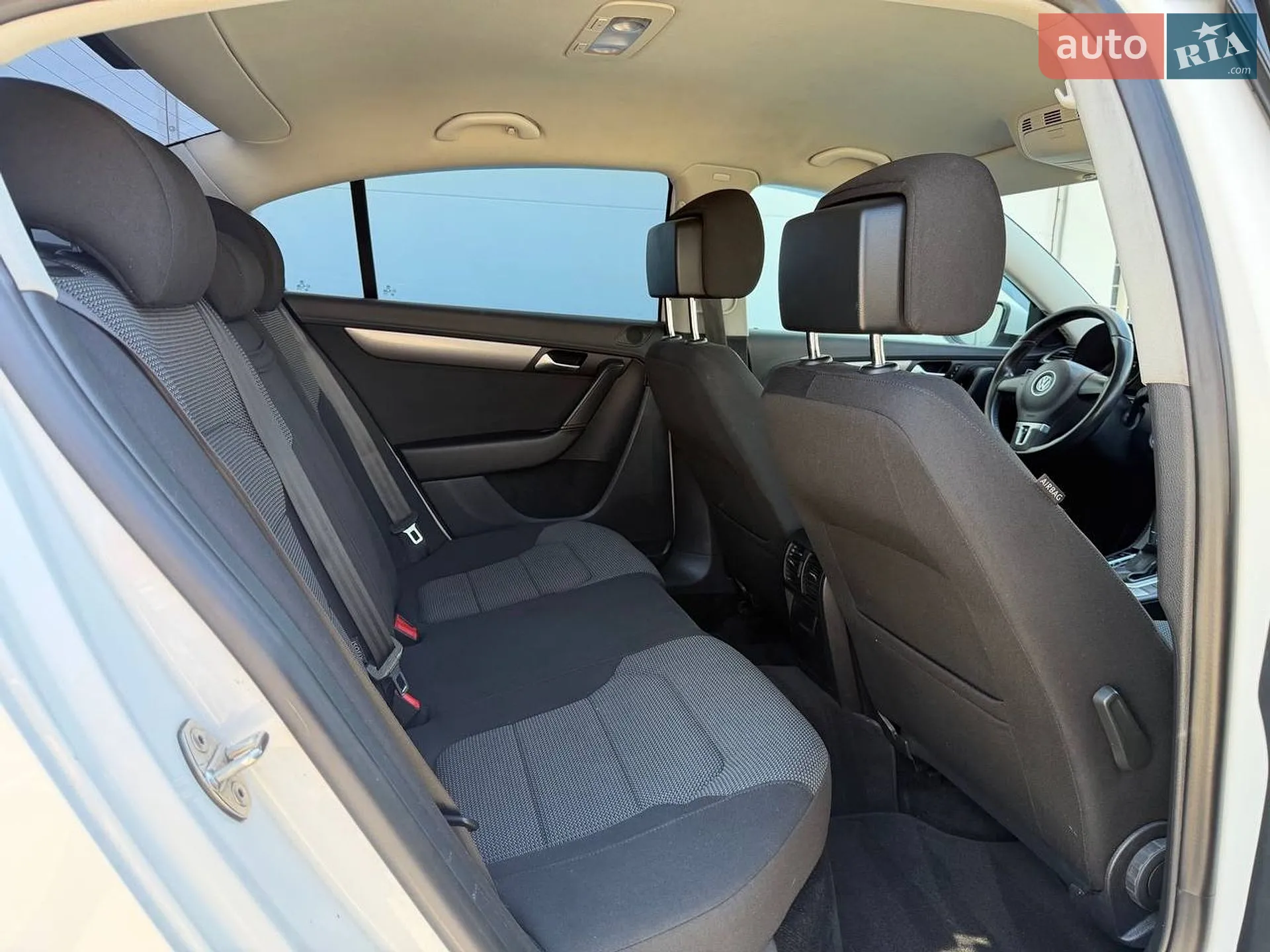 2013 Volkswagen Passat - мініатюра 20