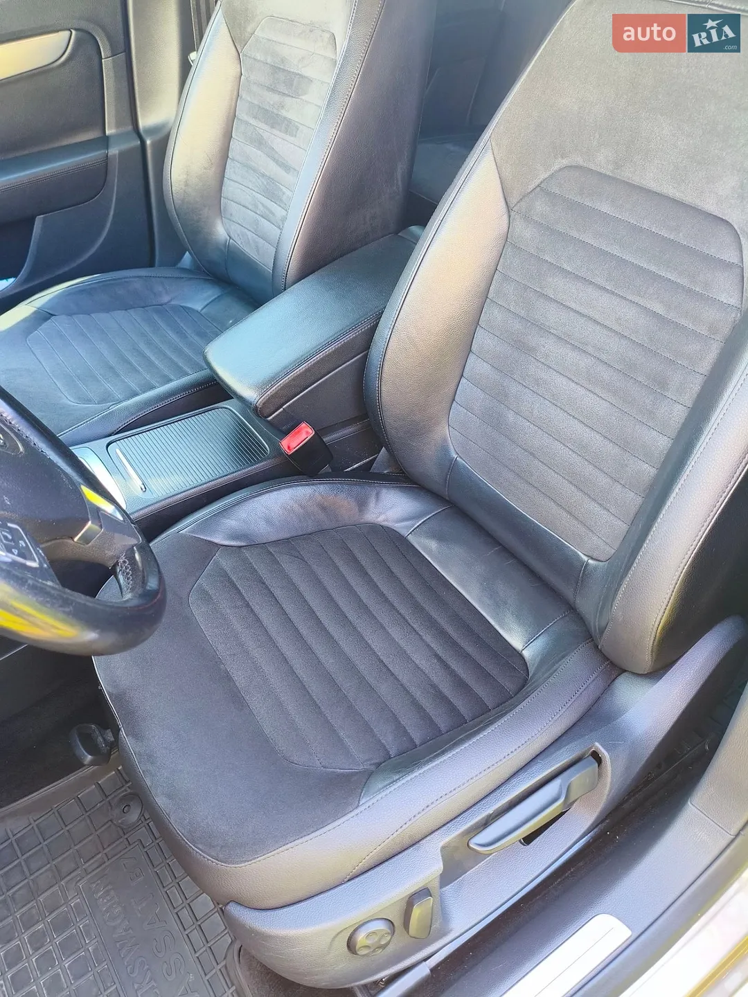 2011 Volkswagen Passat - мініатюра 45