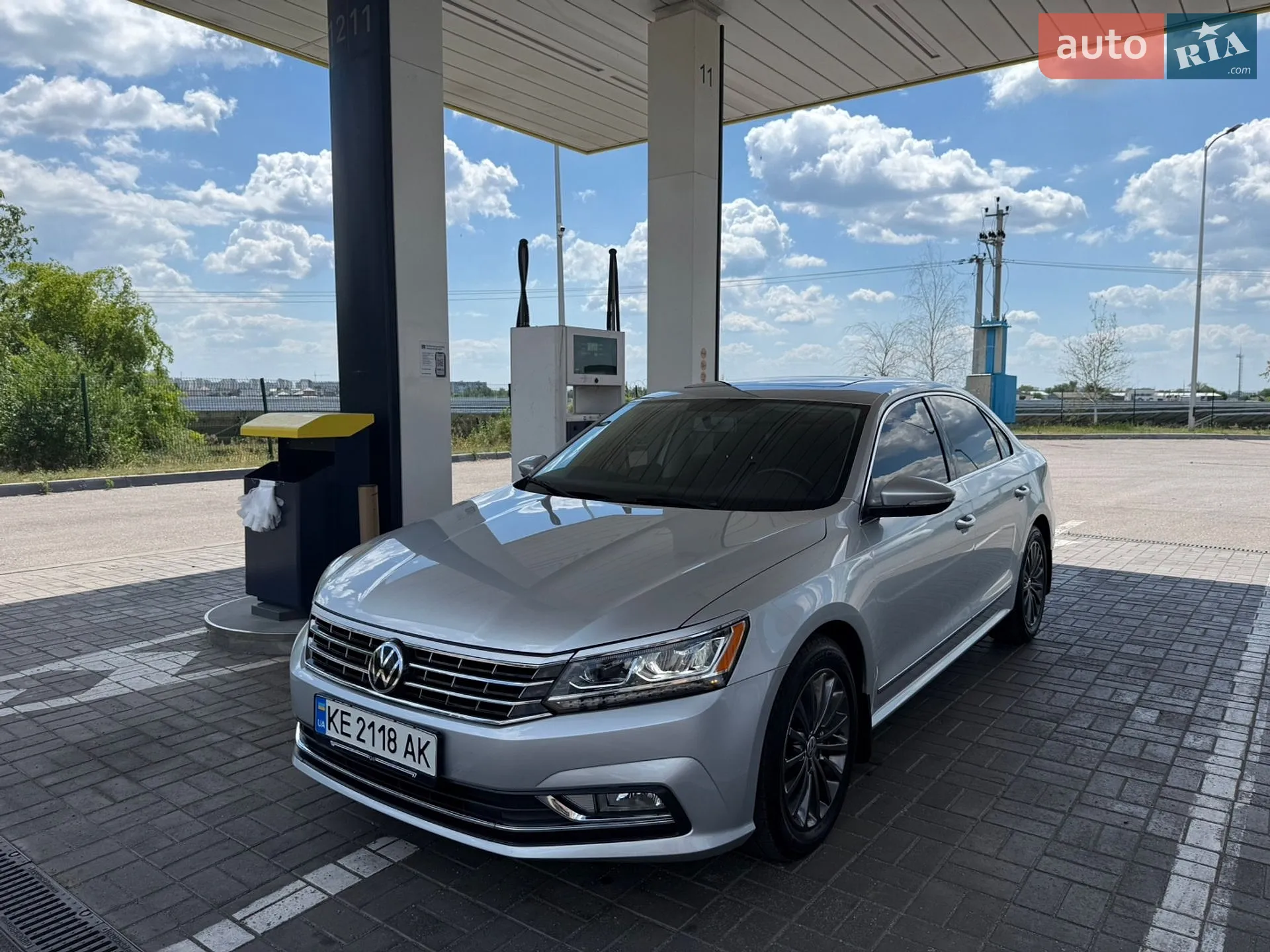2017 Volkswagen Passat - фото 1