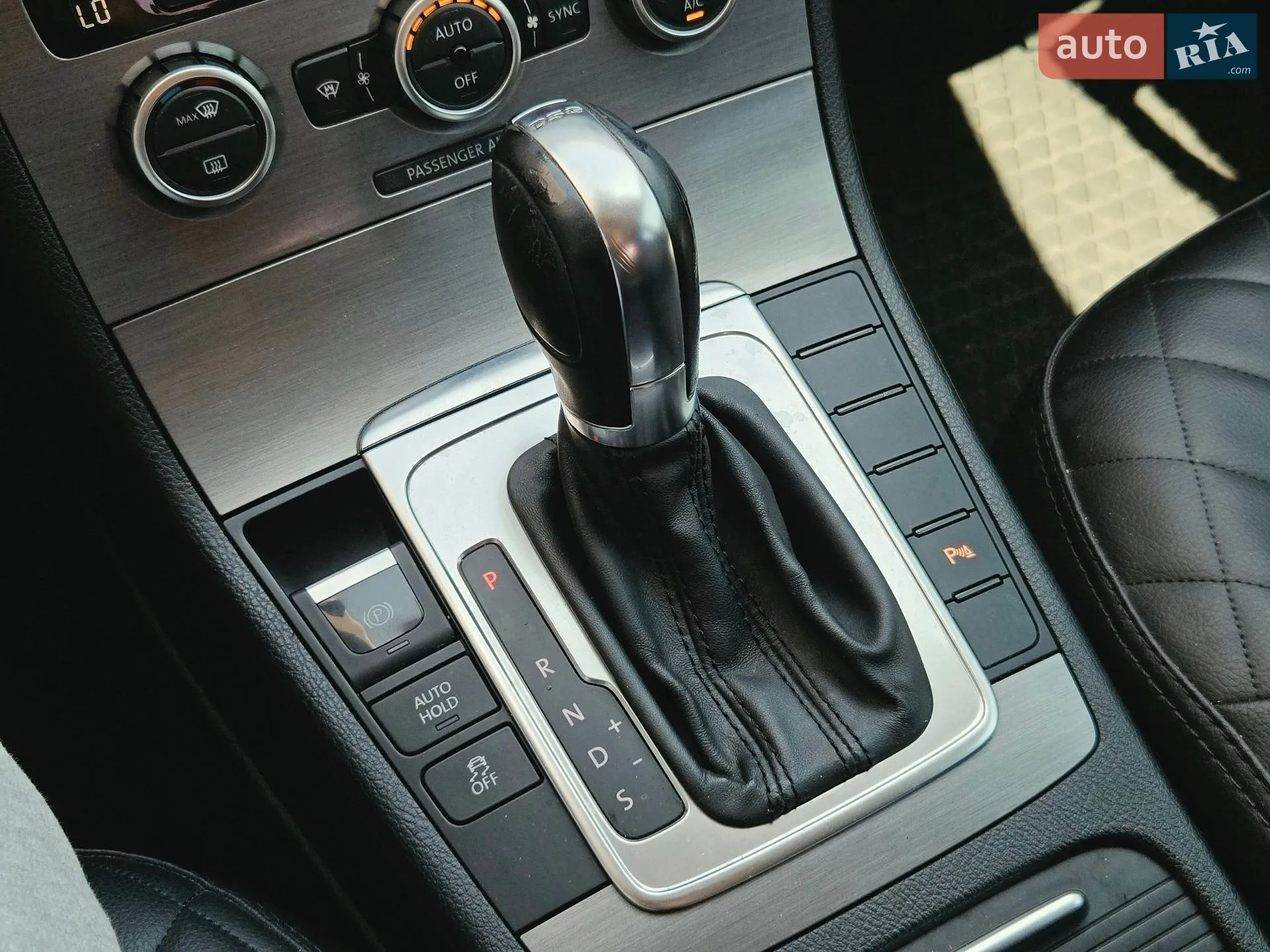 2013 Volkswagen Passat - мініатюра 21