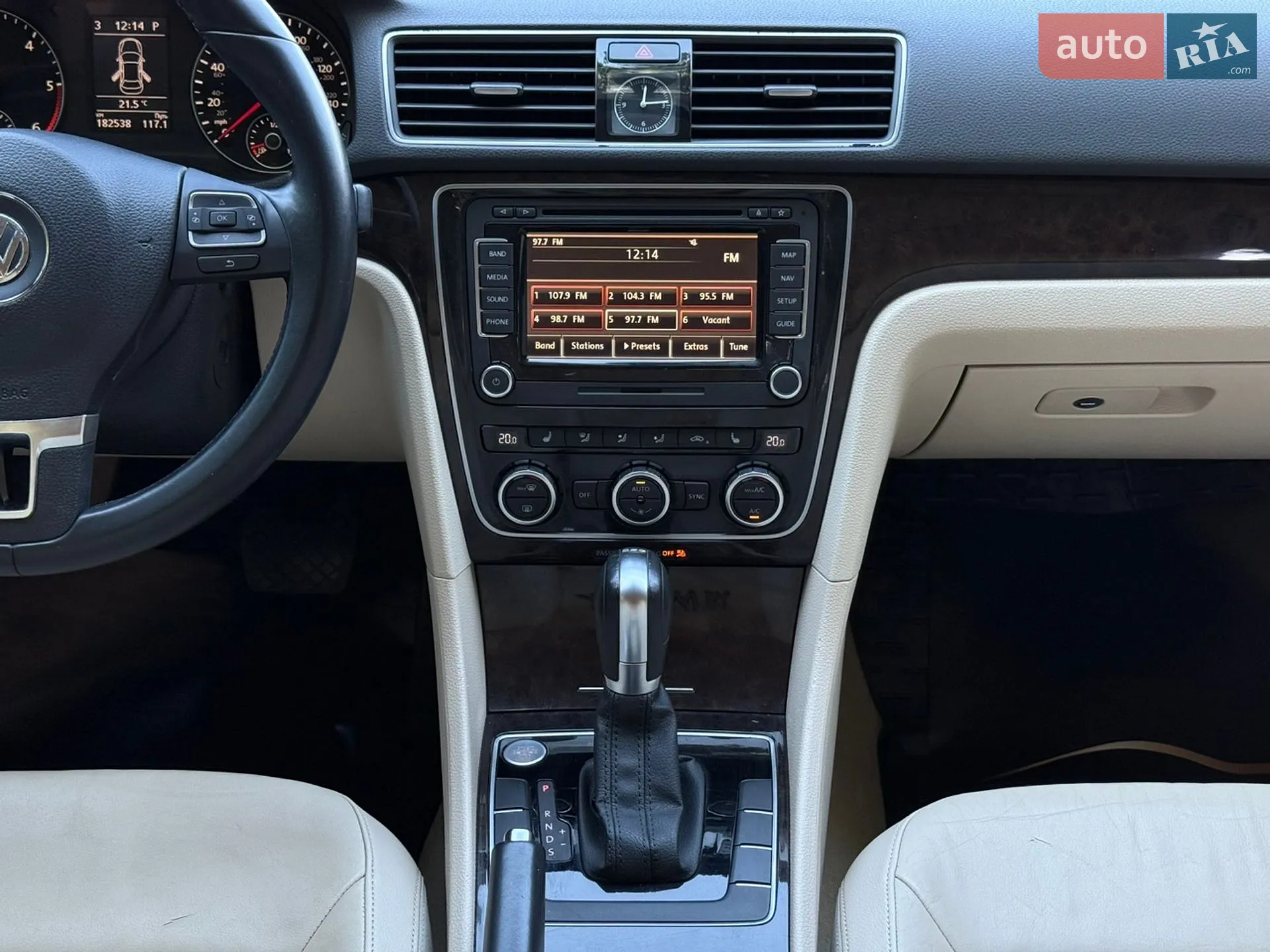 2014 Volkswagen Passat - мініатюра 42