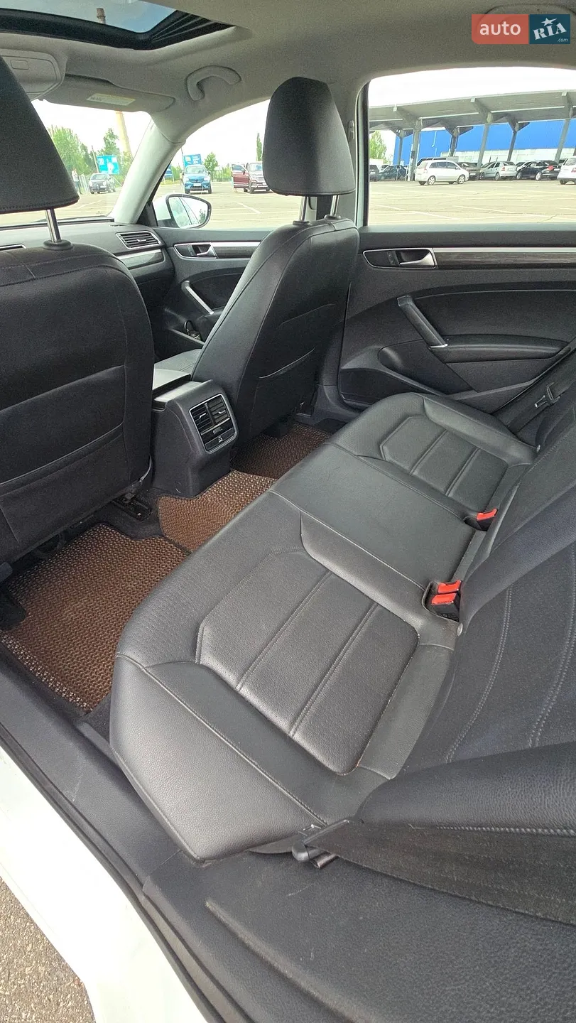 2015 Volkswagen Passat - мініатюра 11