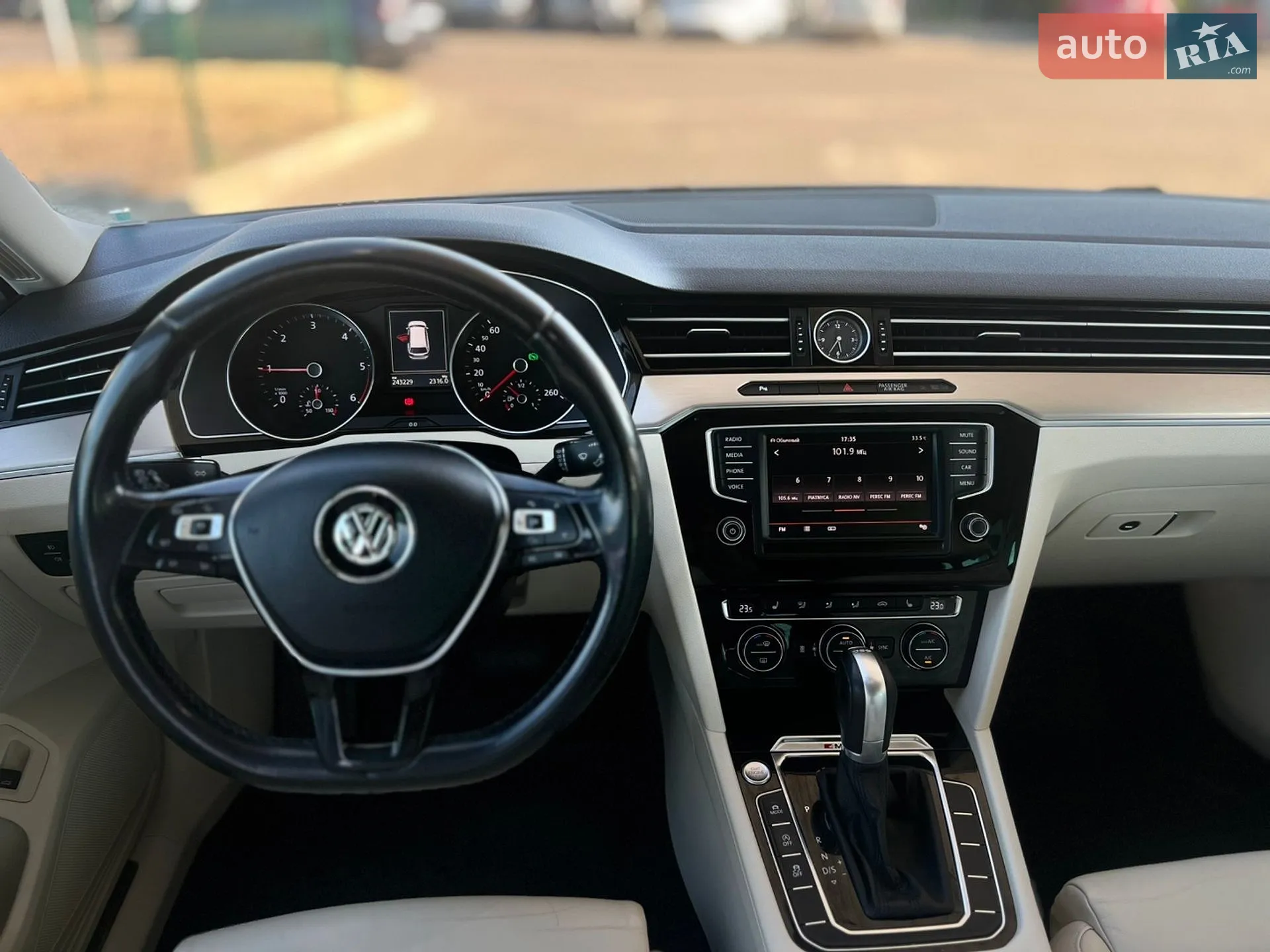 2015 Volkswagen Passat - мініатюра 11