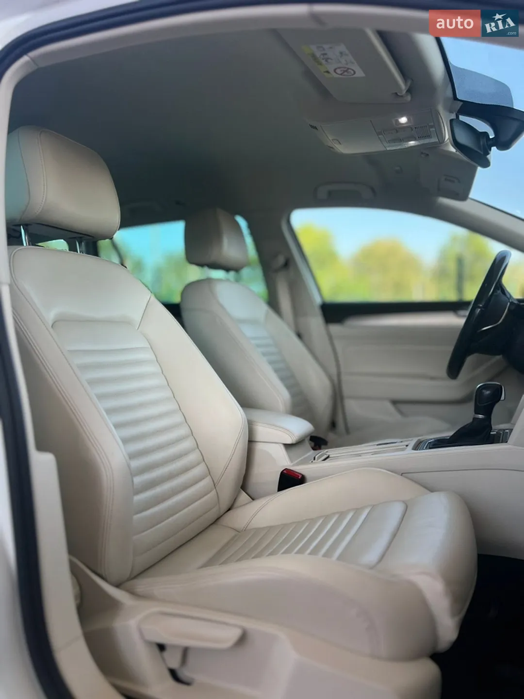 2015 Volkswagen Passat - мініатюра 16