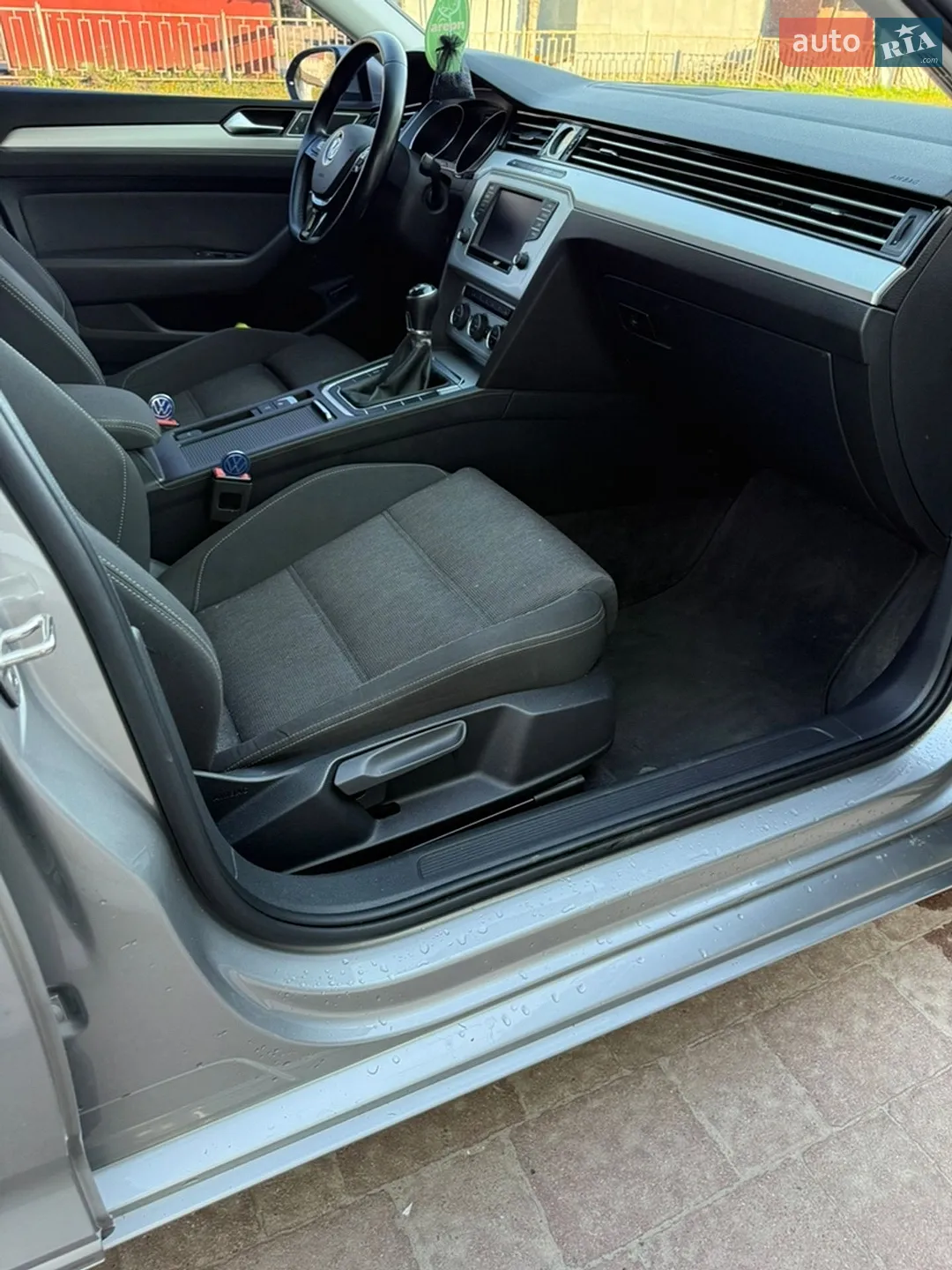 2011 Skoda Fabia - мініатюра 10