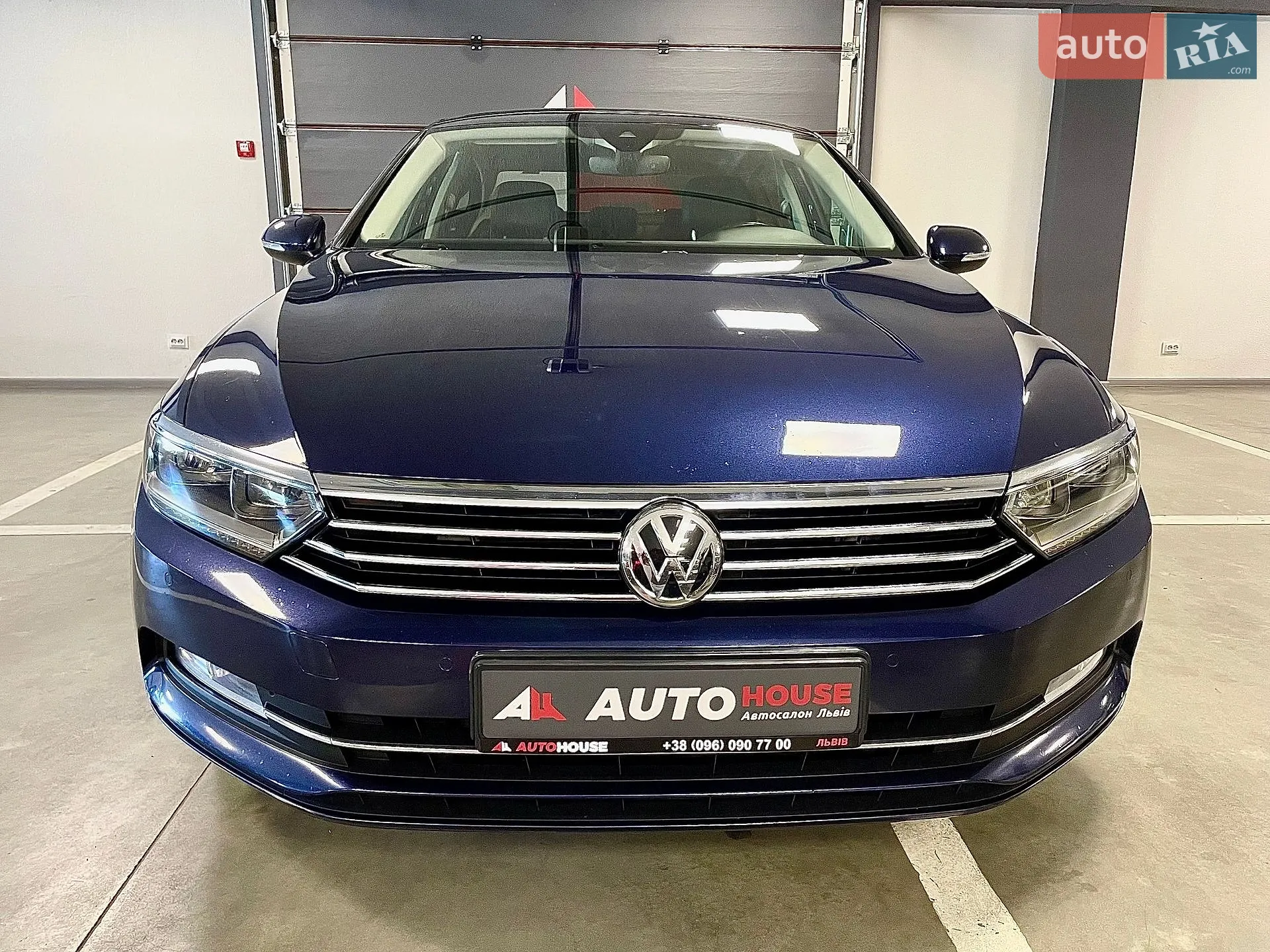2017 Volkswagen Passat - мініатюра 2