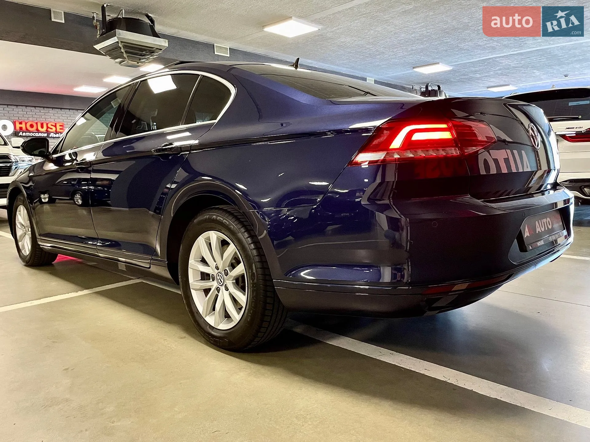 2017 Volkswagen Passat - мініатюра 24