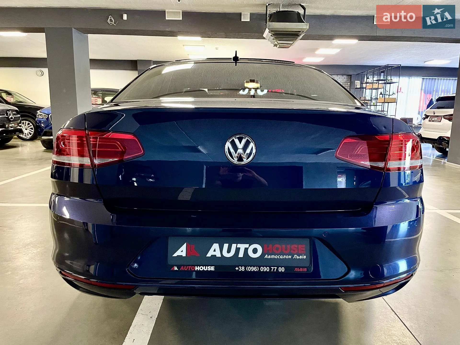 2017 Volkswagen Passat - мініатюра 10