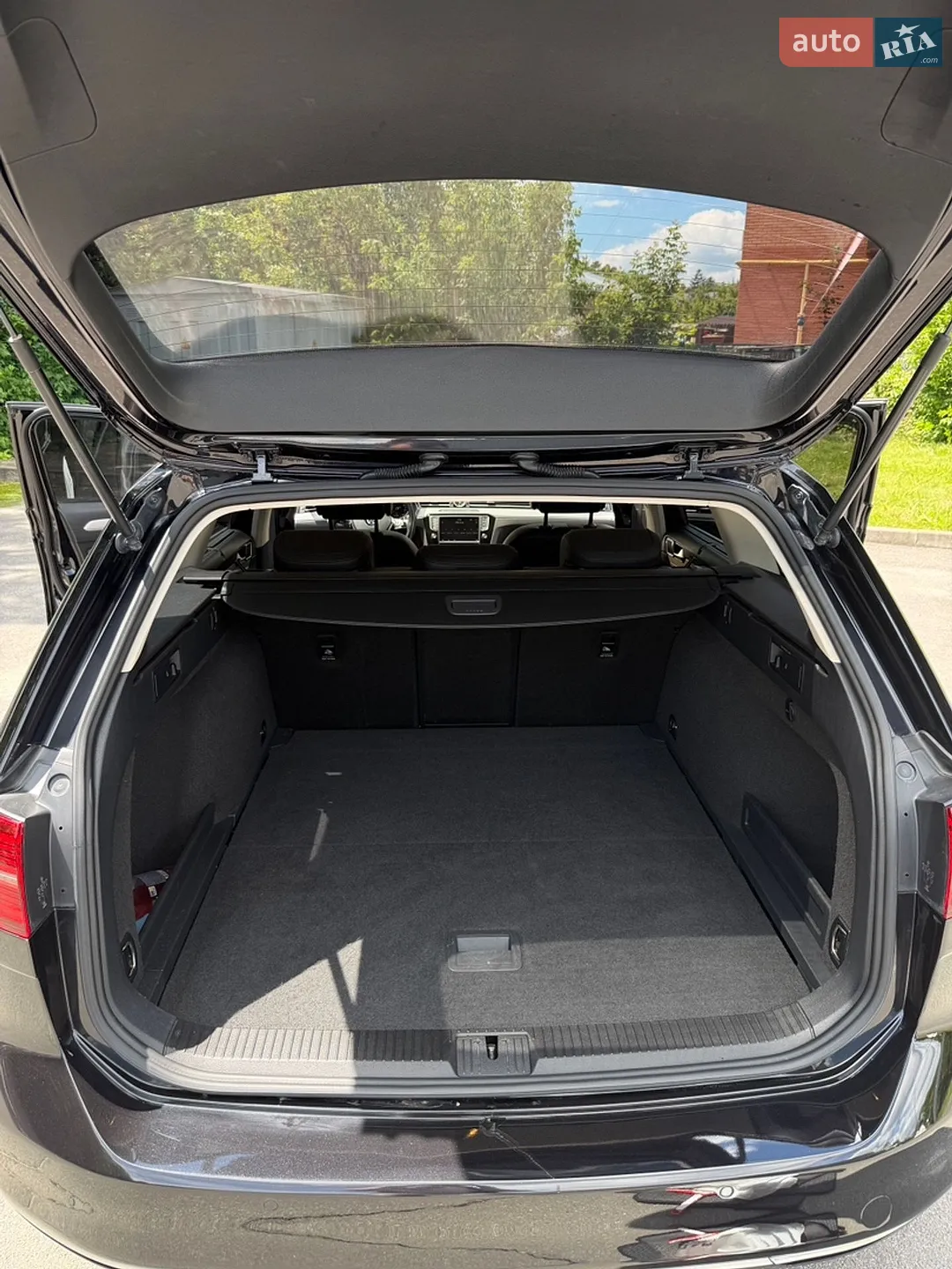 2015 Volkswagen Passat - мініатюра 16