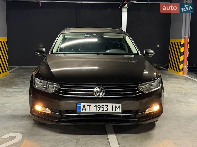 Volkswagen Passat 2017 VIN WVWZZZ3CZJE117175 фото оголошення 36 з 116