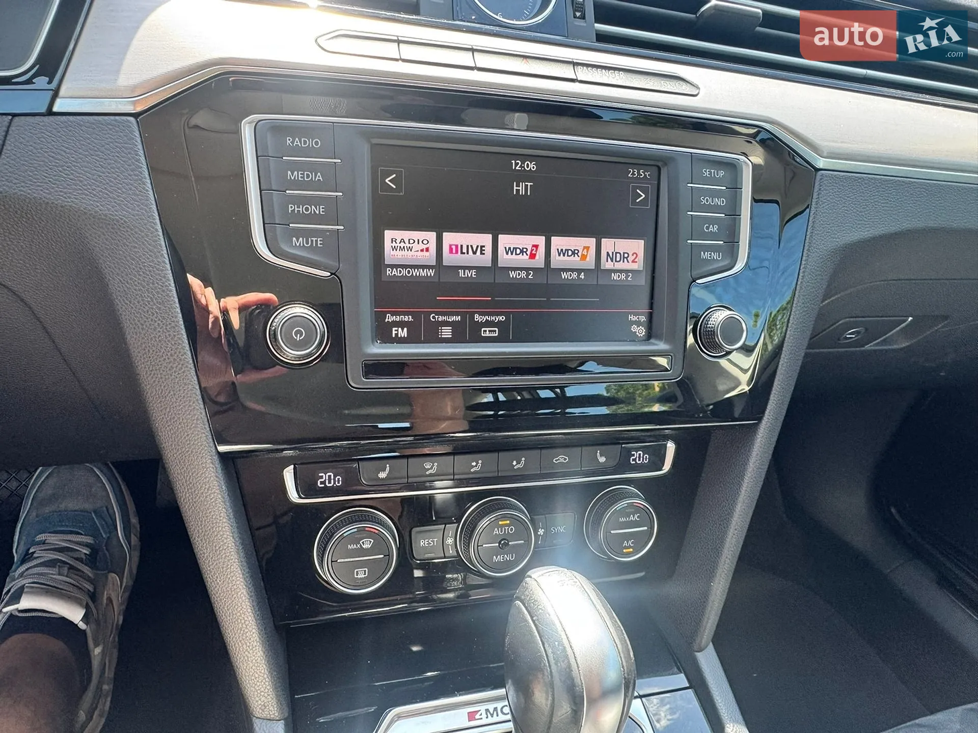 2015 Volkswagen Passat - мініатюра 10
