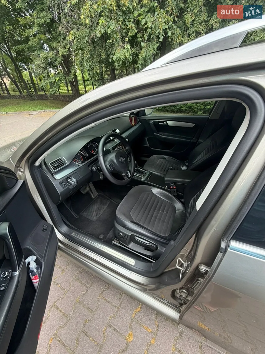 2011 Volkswagen Passat - мініатюра 101
