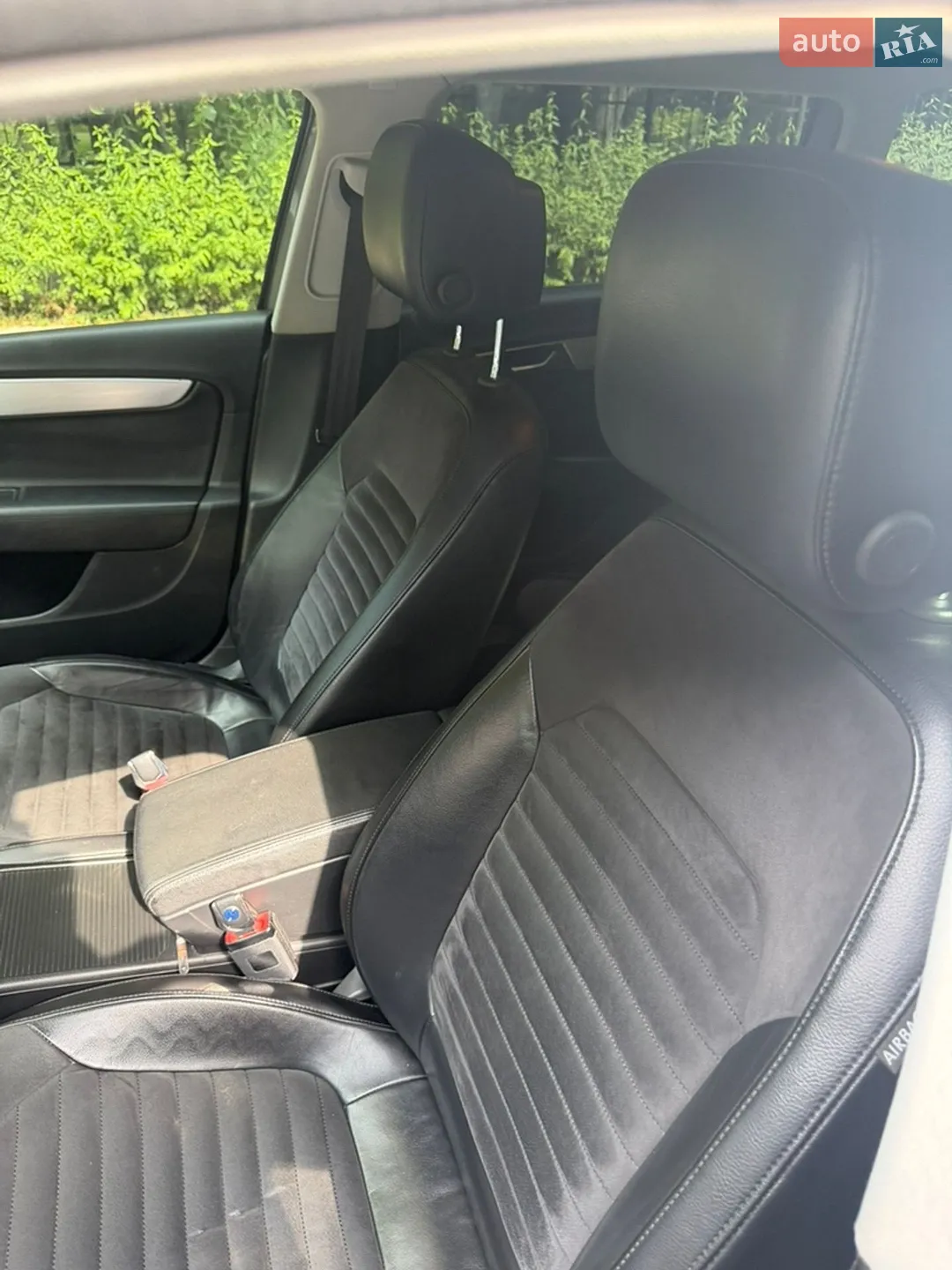 2011 Volkswagen Passat - мініатюра 124