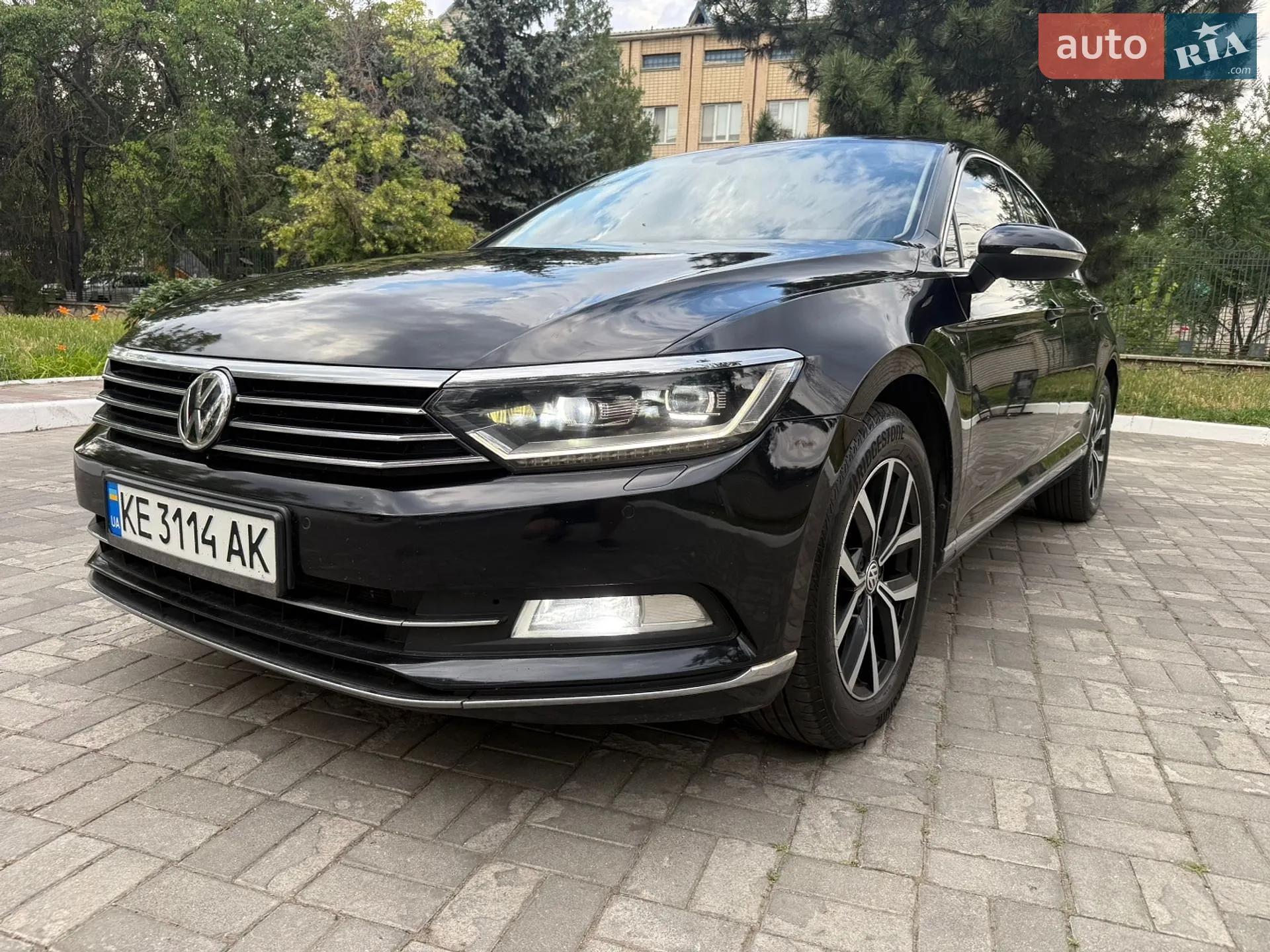 2017 Volkswagen Passat - мініатюра 9