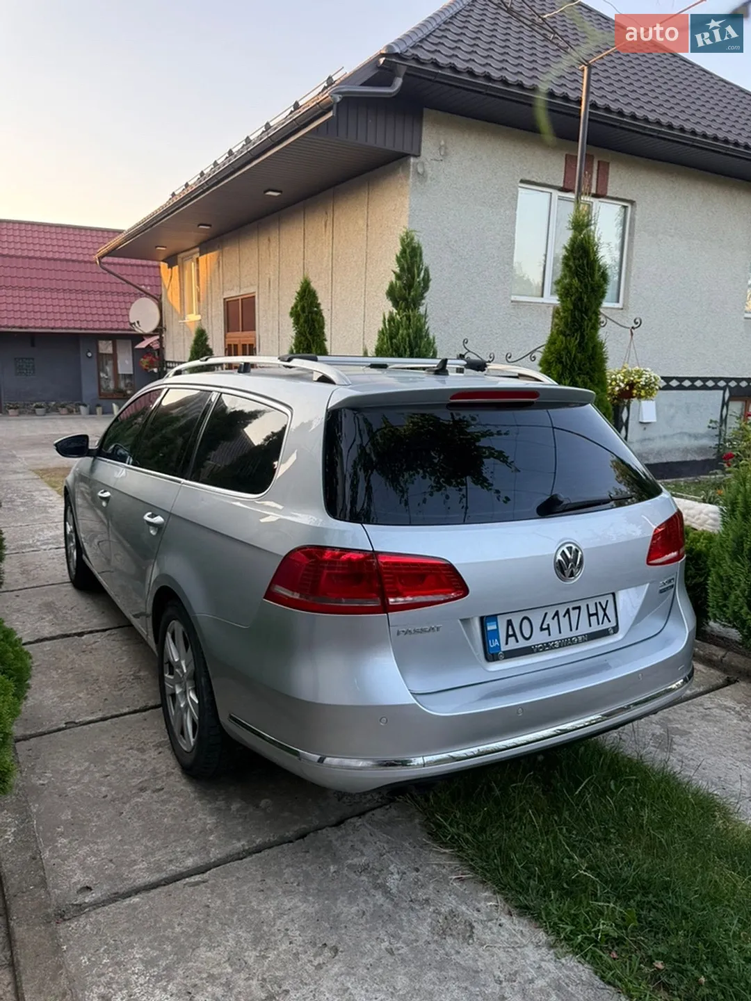 2010 Volkswagen Passat - мініатюра 5