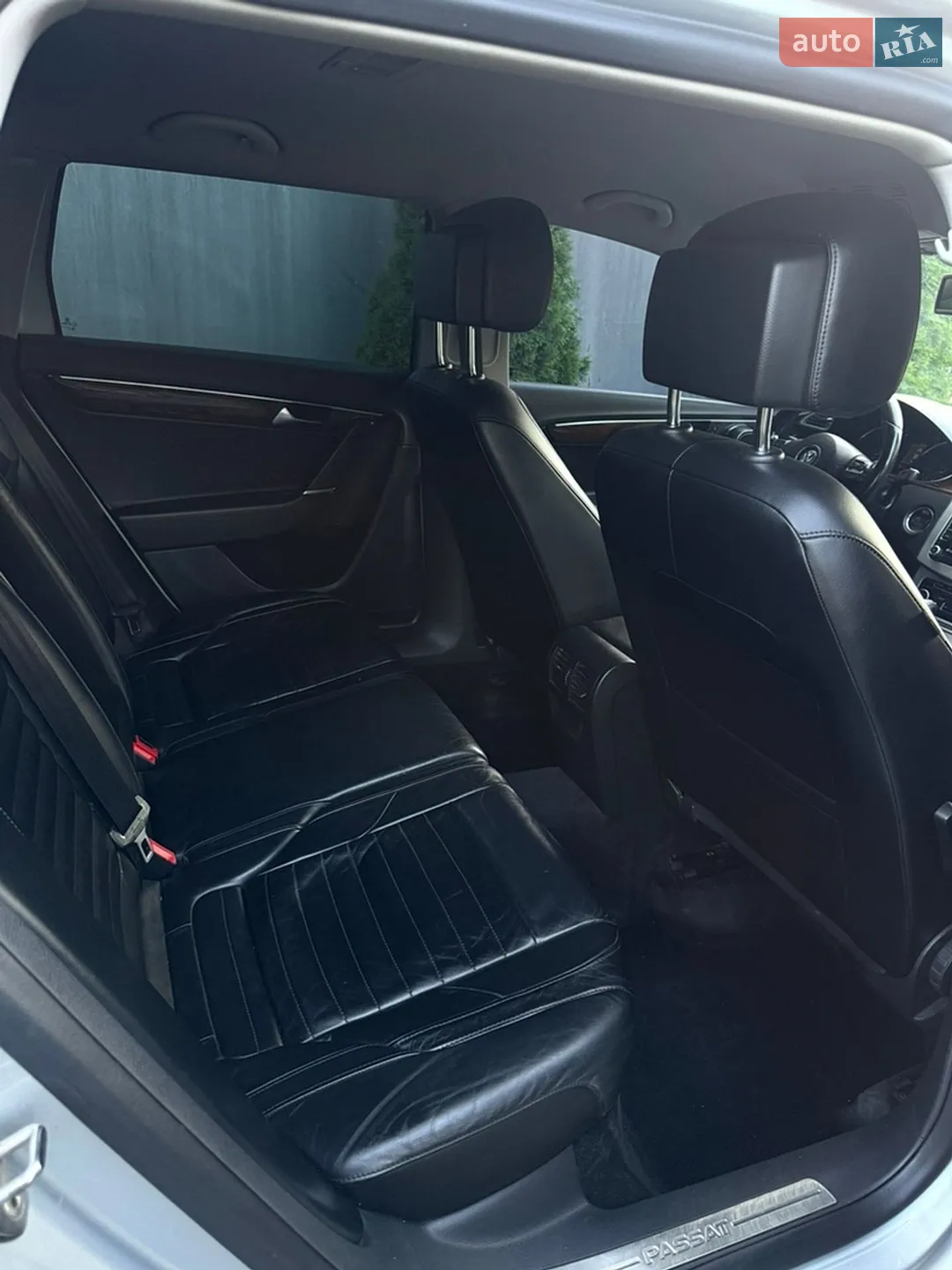 2010 Volkswagen Passat - мініатюра 9
