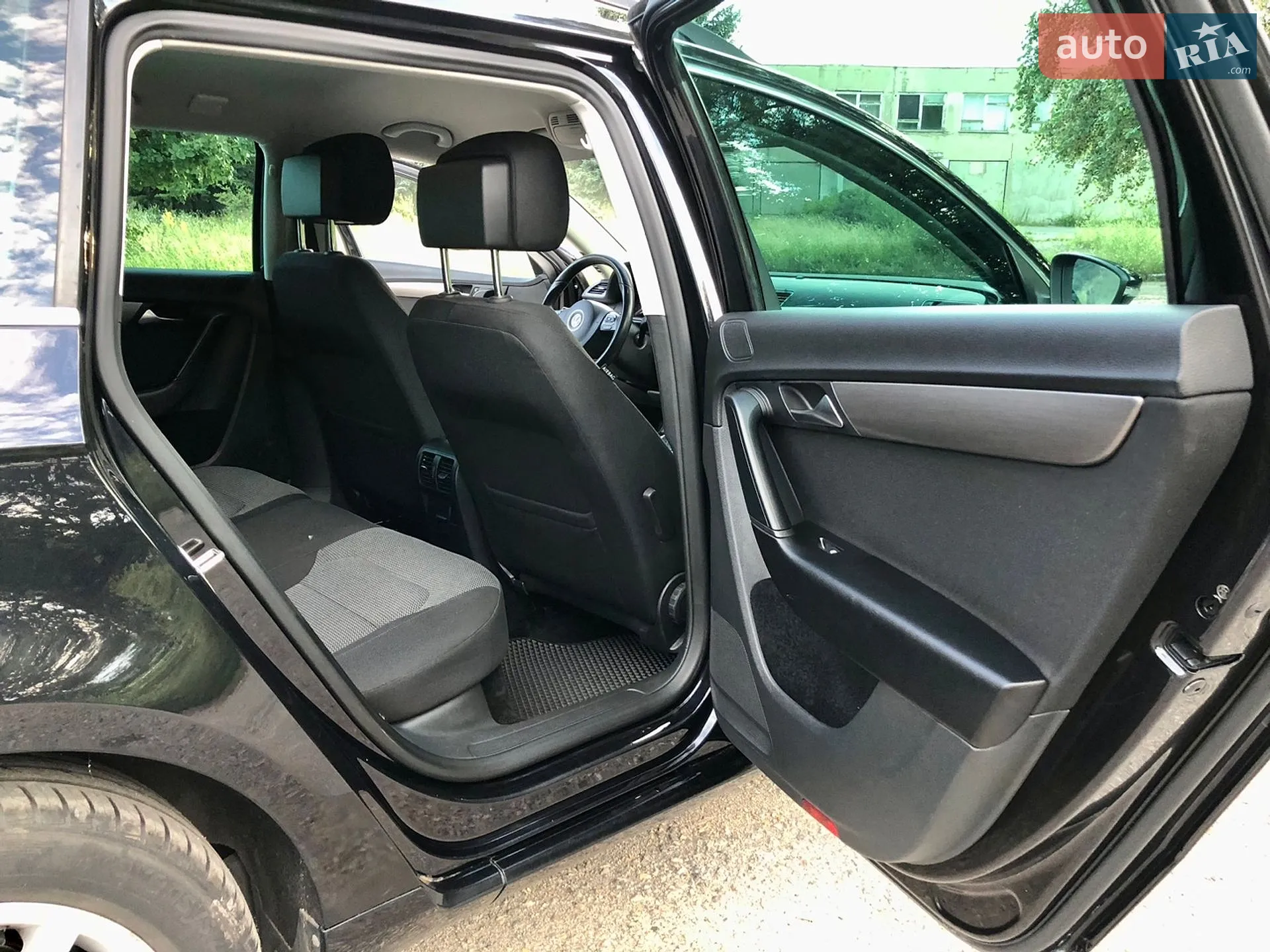 2013 Volkswagen Passat - мініатюра 16