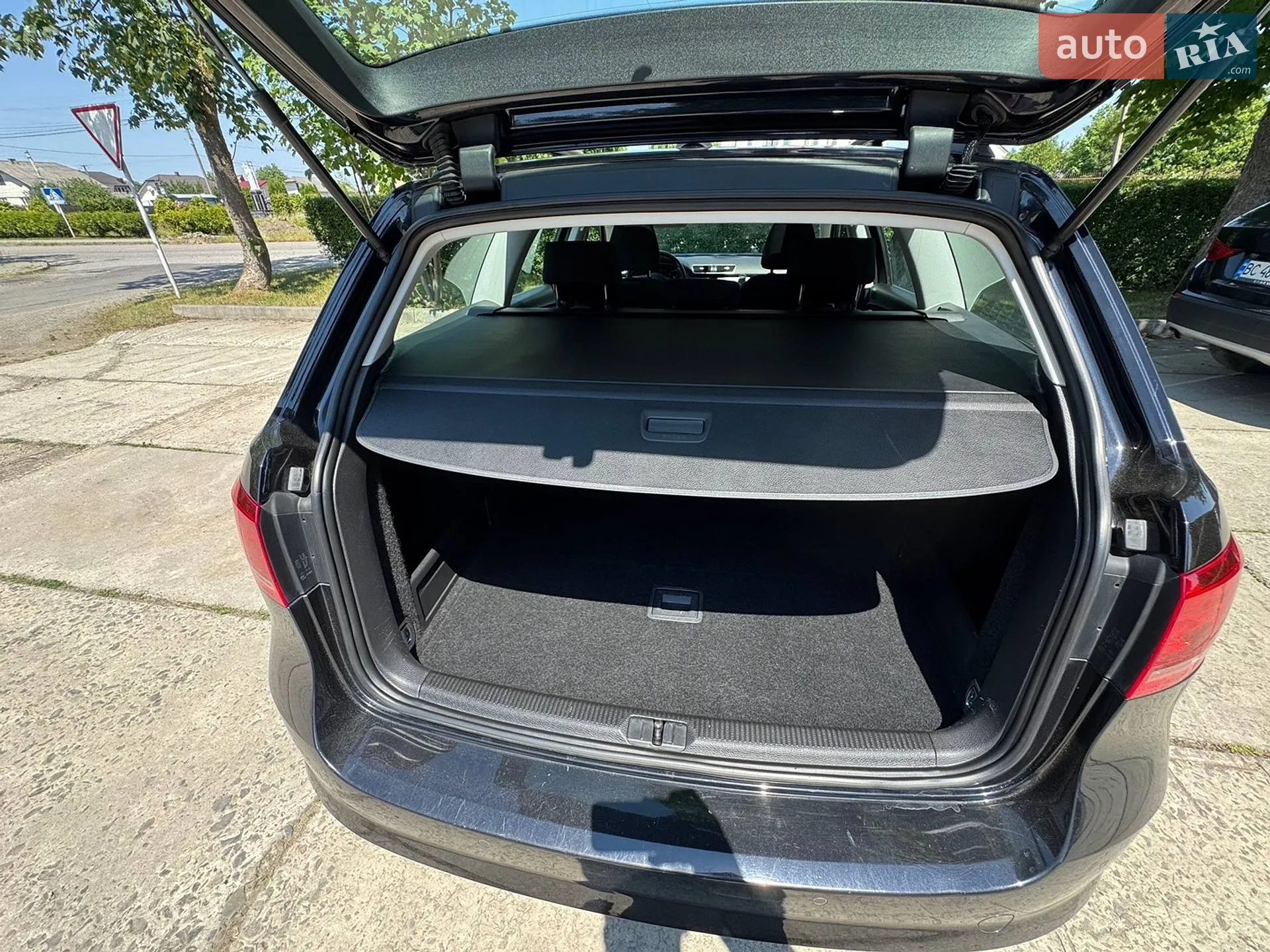 2013 Volkswagen Passat - мініатюра 39