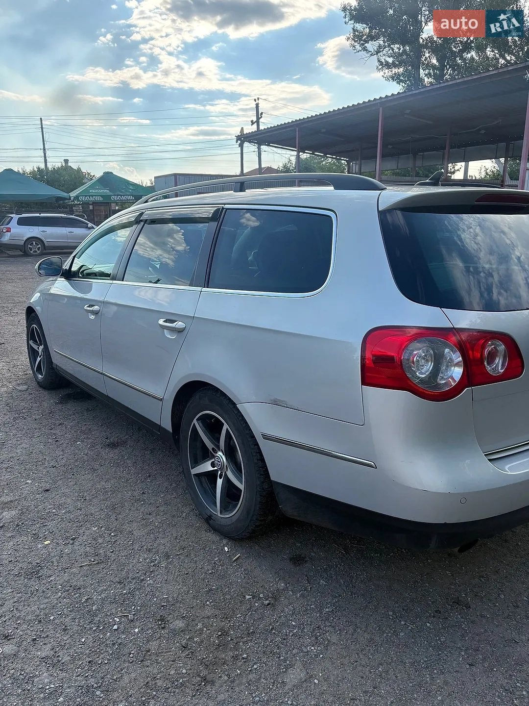 2010 Volkswagen Passat - мініатюра 7
