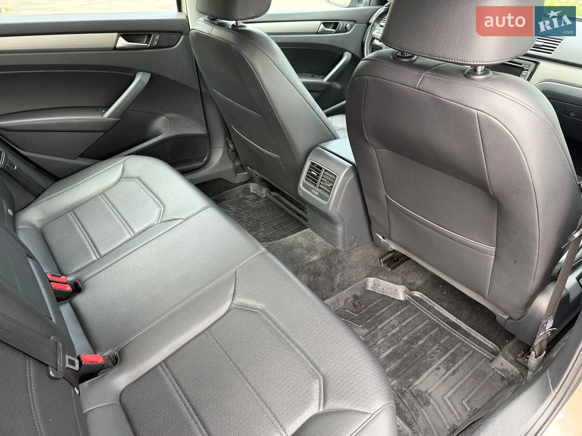 2015 Volkswagen Passat - мініатюра 32