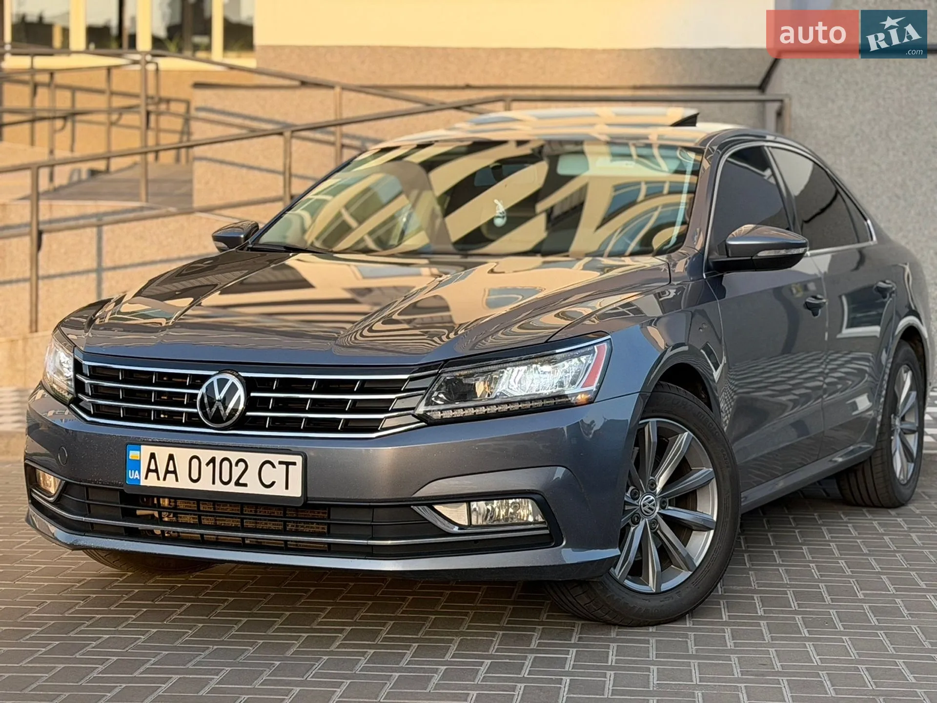 2018 Volkswagen Passat - мініатюра 2