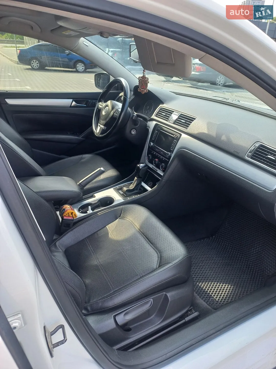 2012 Volkswagen Passat - мініатюра 16