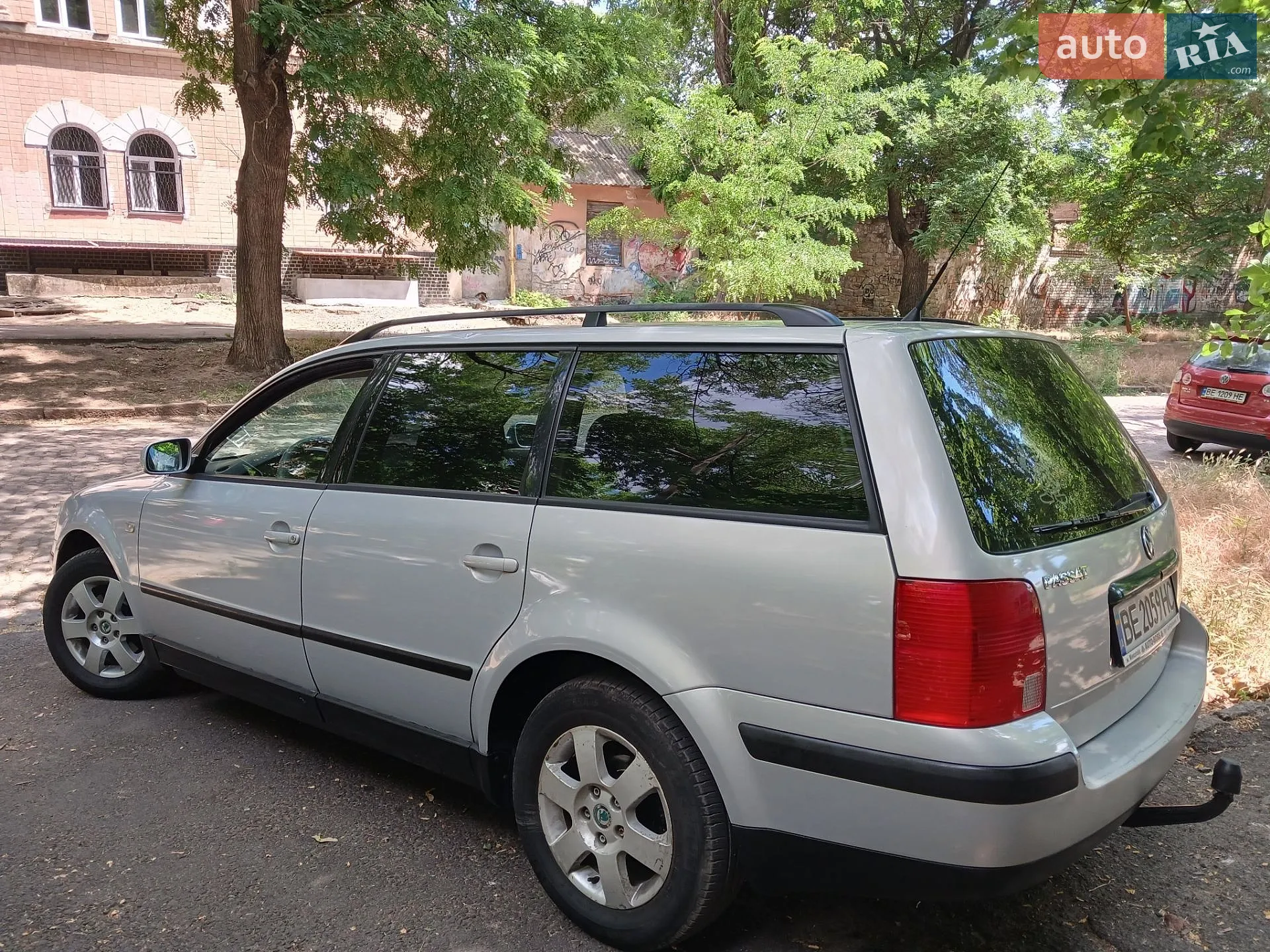 Volkswagen Passat 2000 VIN WVWZZZ3BZYE285746 фото оголошення 2 з 5