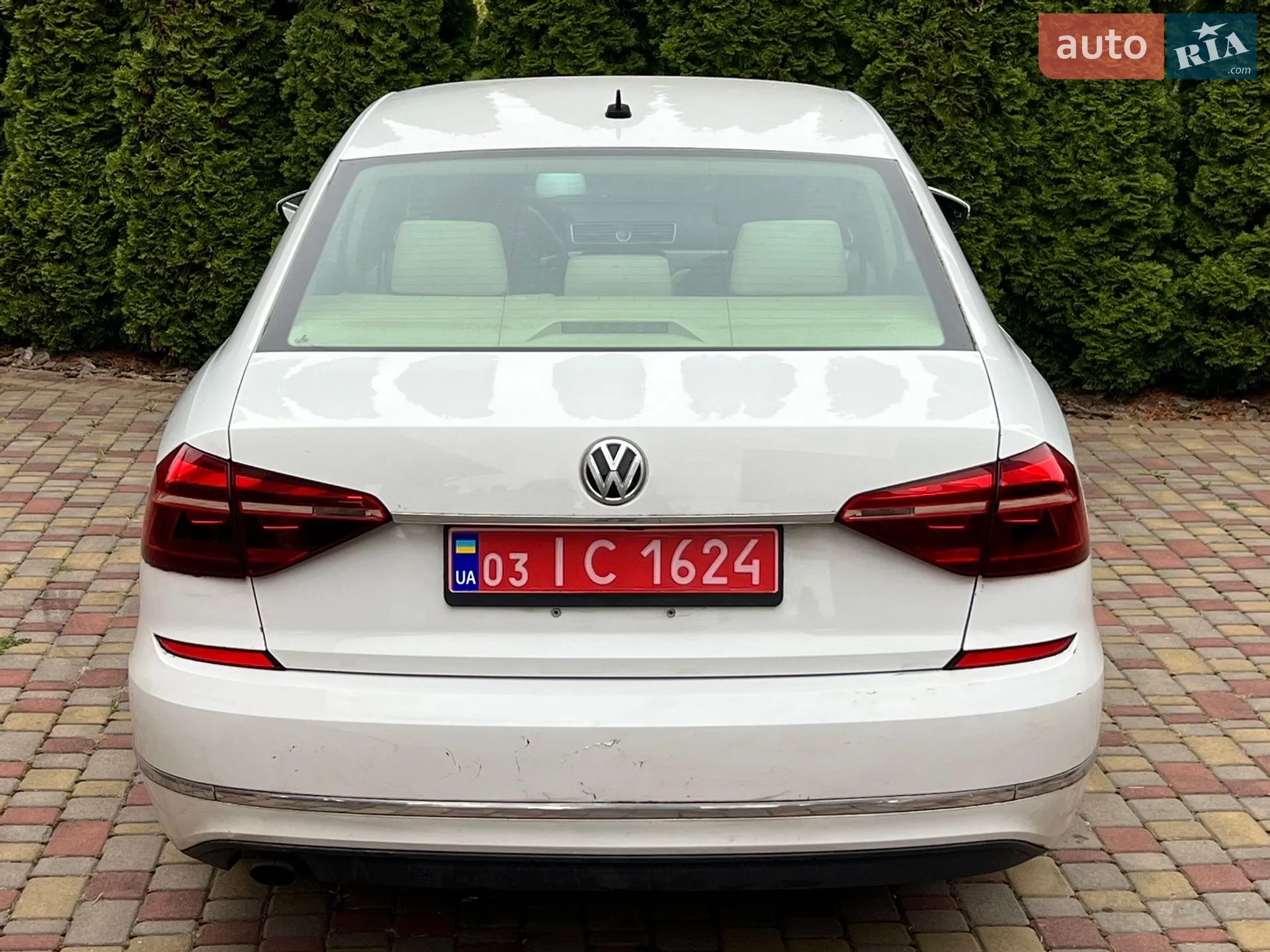 2017 Volkswagen Passat - мініатюра 16