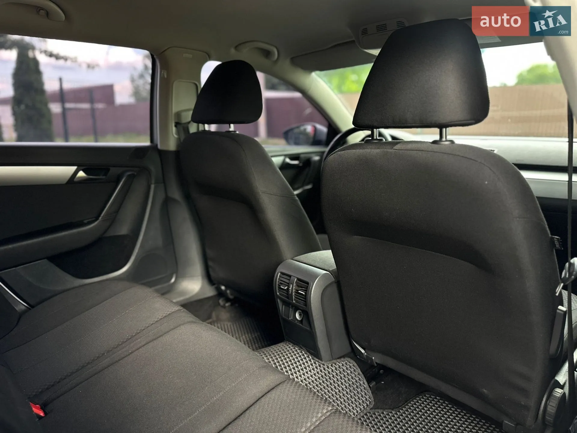 2013 Volkswagen Passat - мініатюра 26