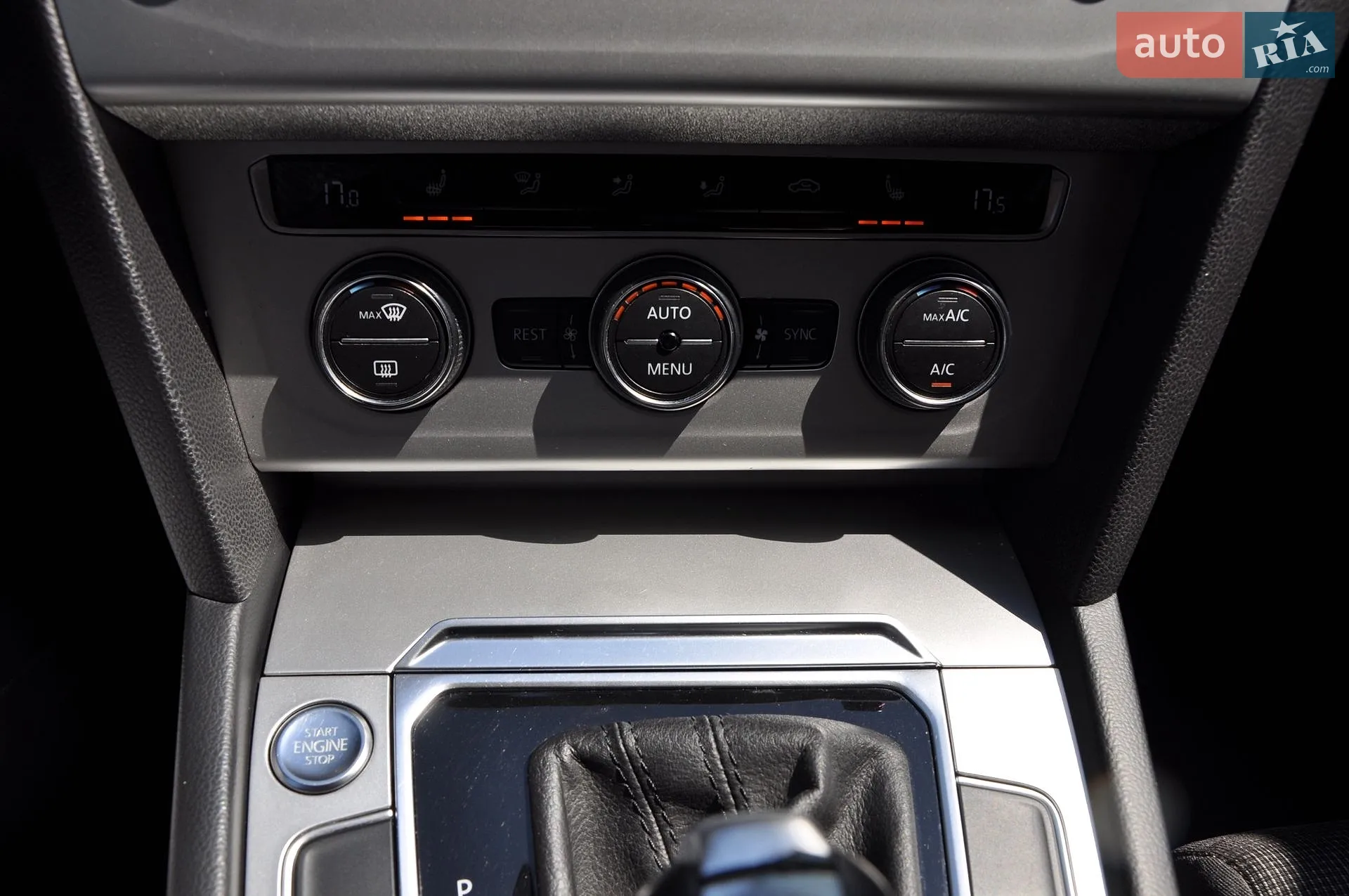 2016 Volkswagen Passat - мініатюра 40