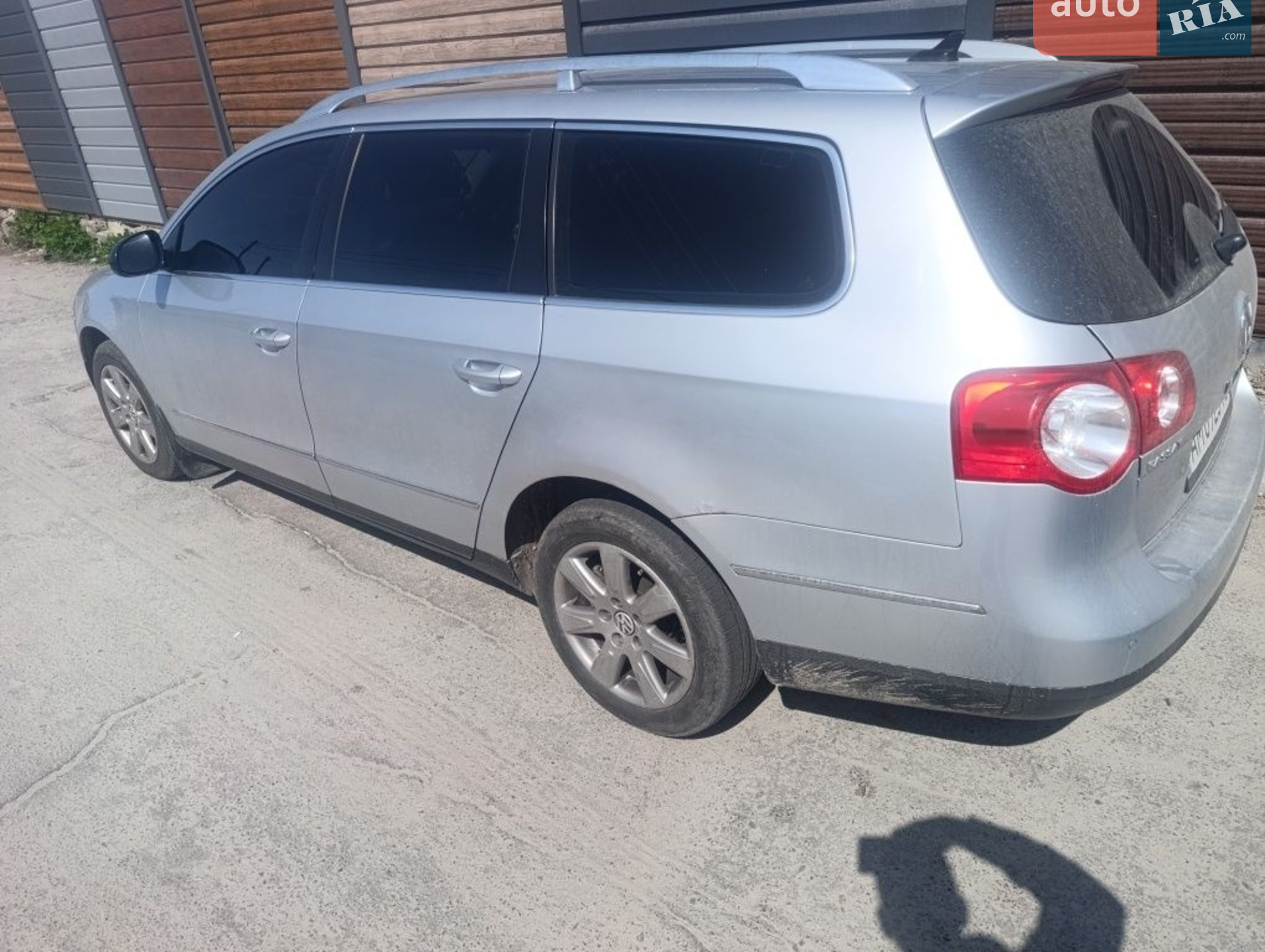 2010 Volkswagen Passat - мініатюра 3