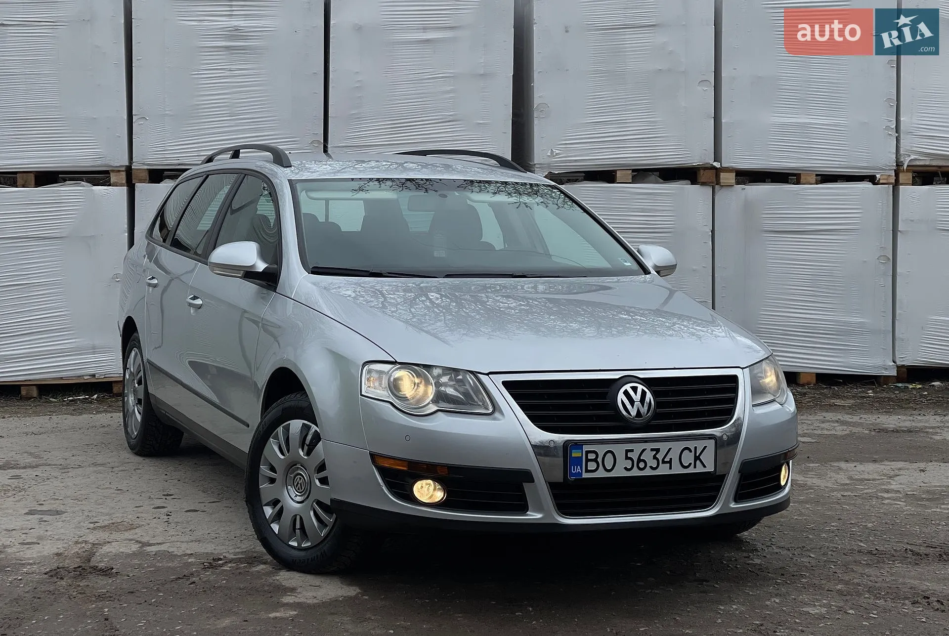 2010 Volkswagen Passat - фото 1