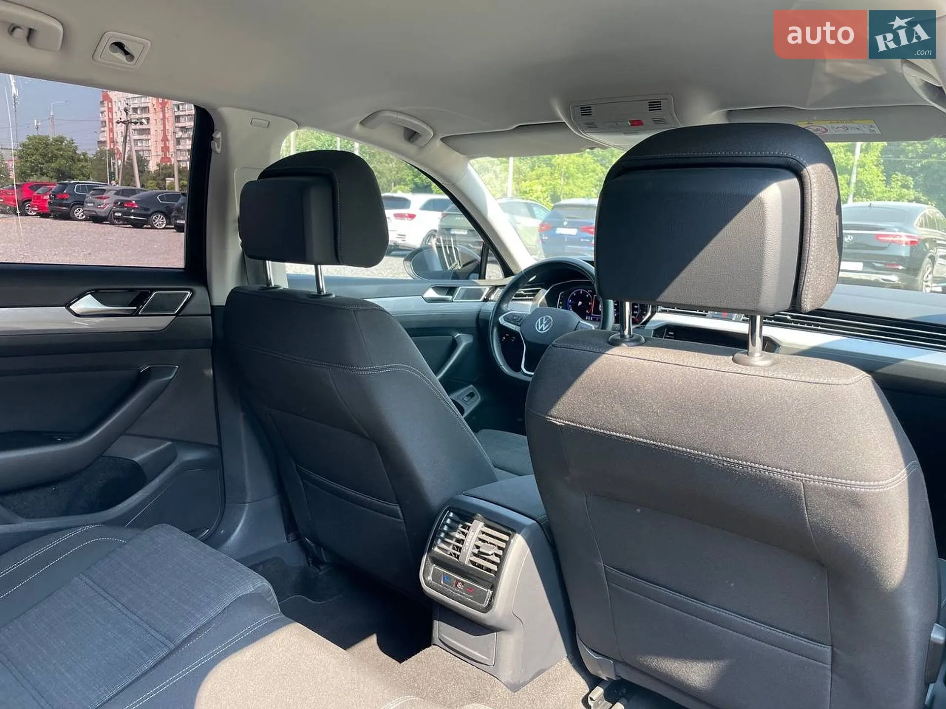 2021 Volkswagen Passat - мініатюра 21